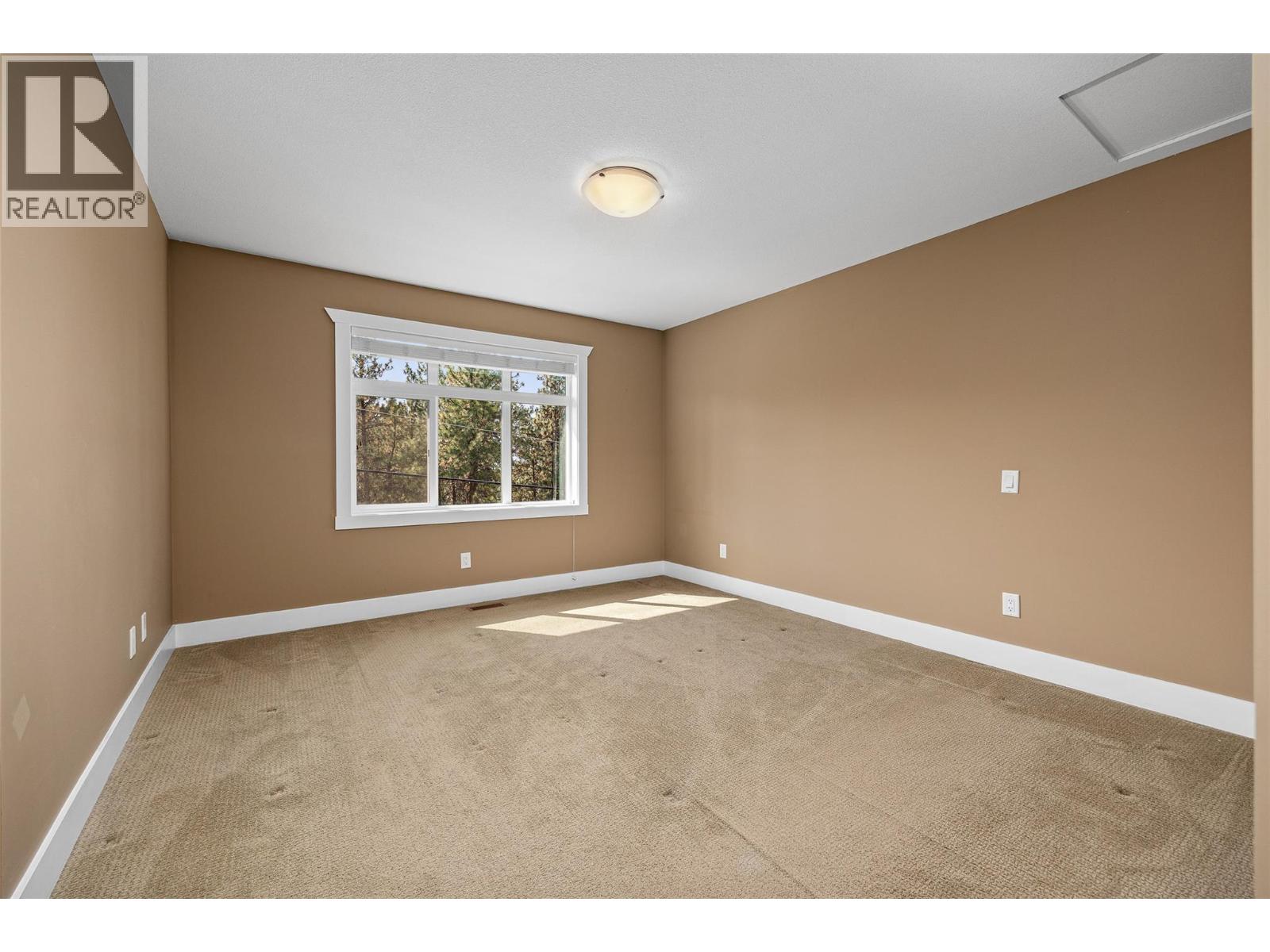  3464 Cougar Road, West Kelowna