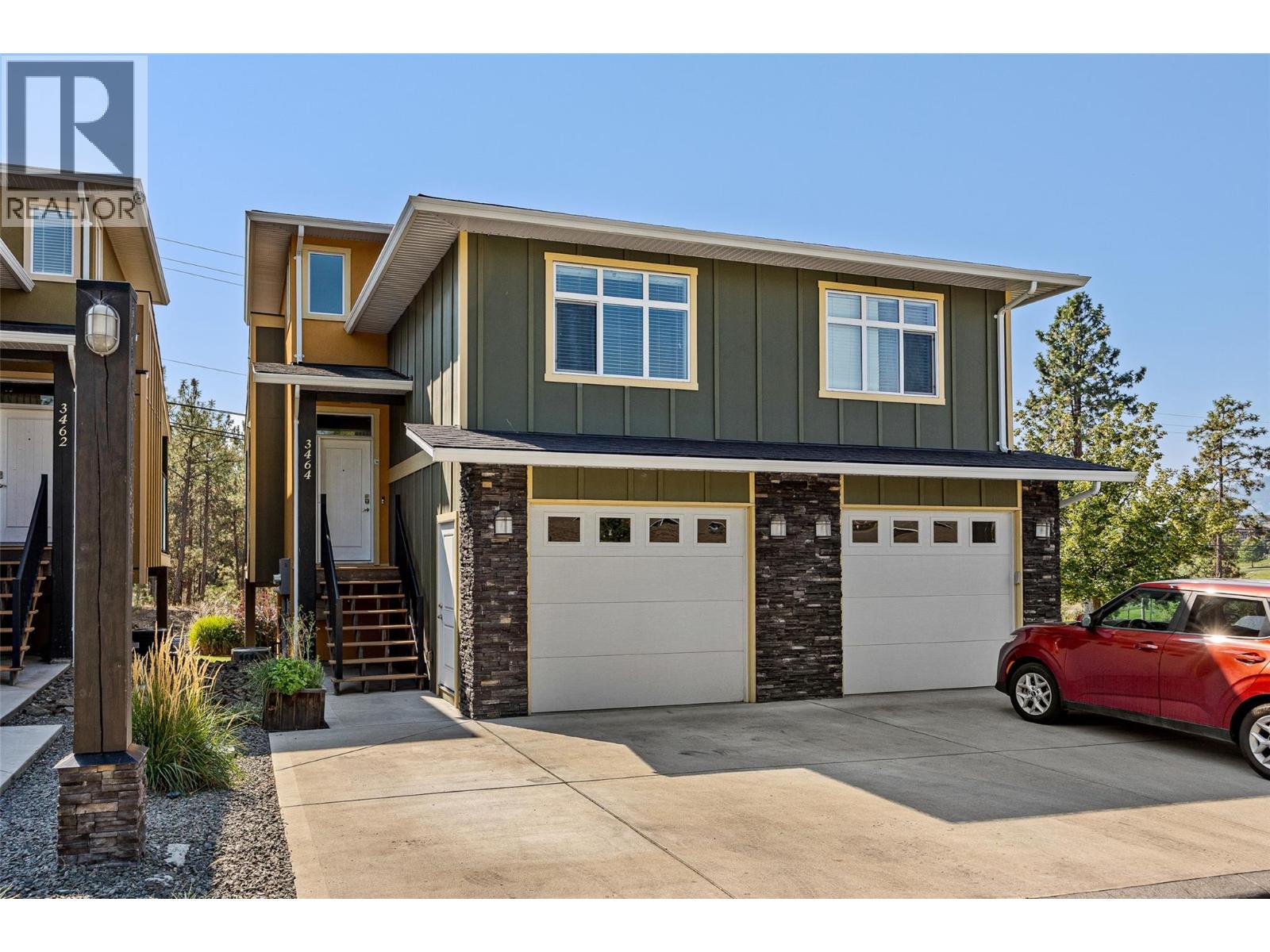  3464 Cougar Road, West Kelowna