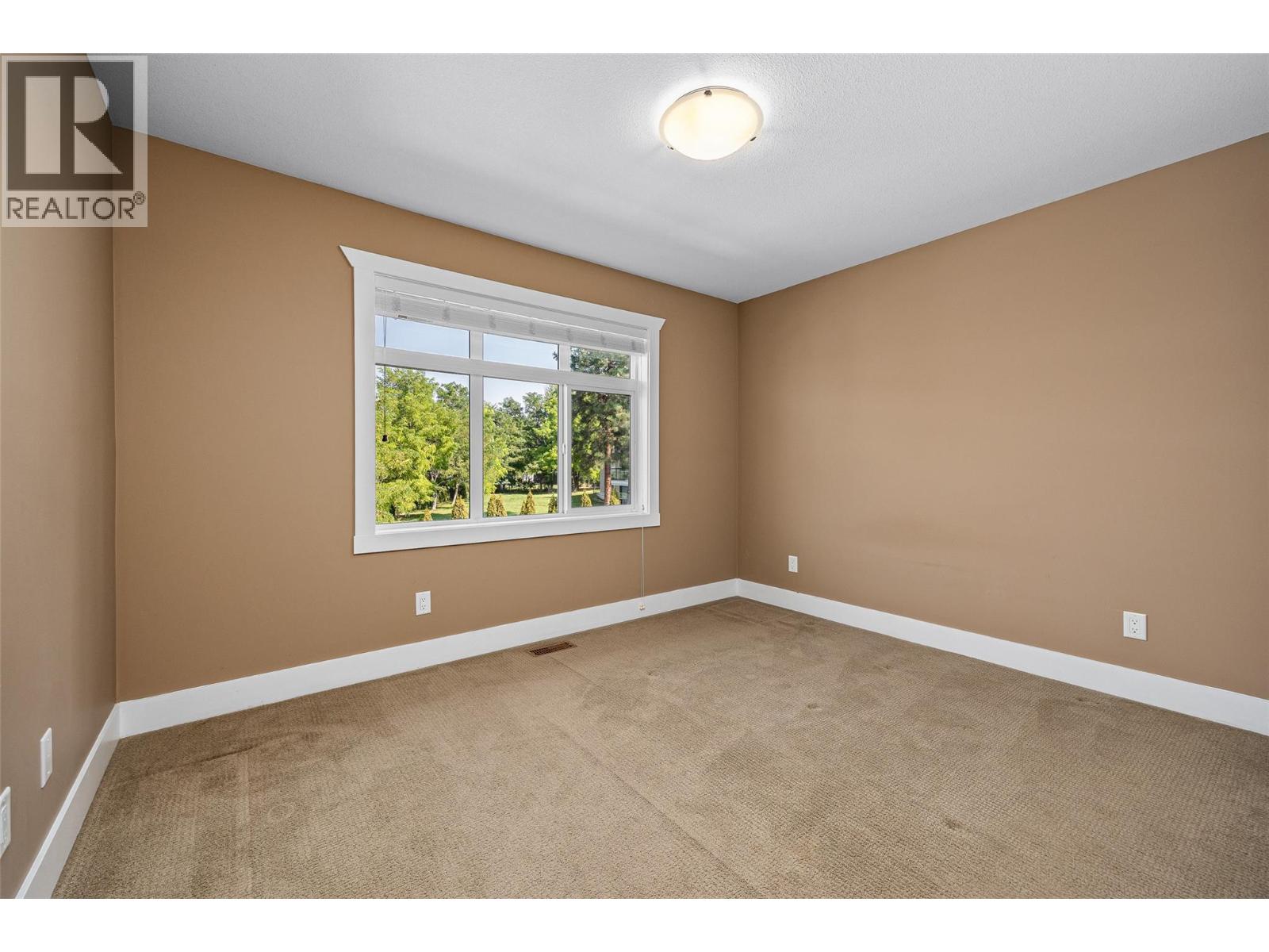  3464 Cougar Road, West Kelowna