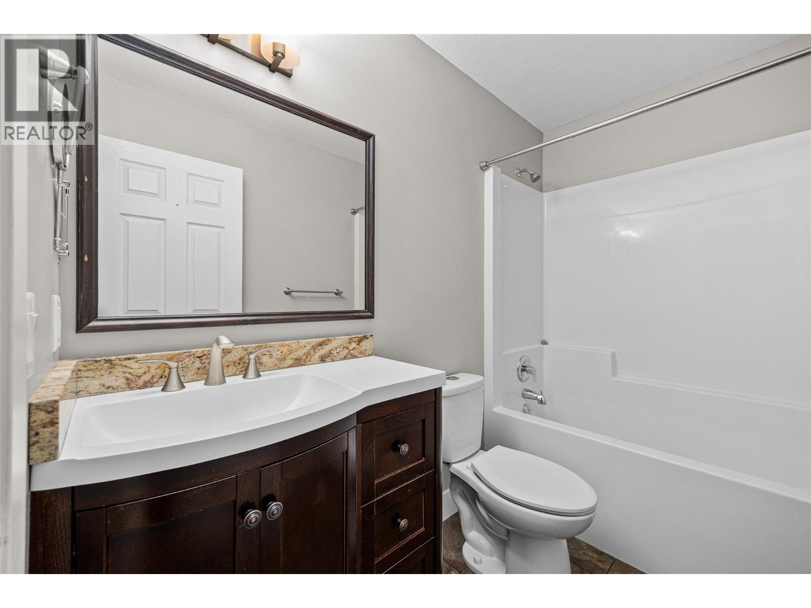  3464 Cougar Road, West Kelowna