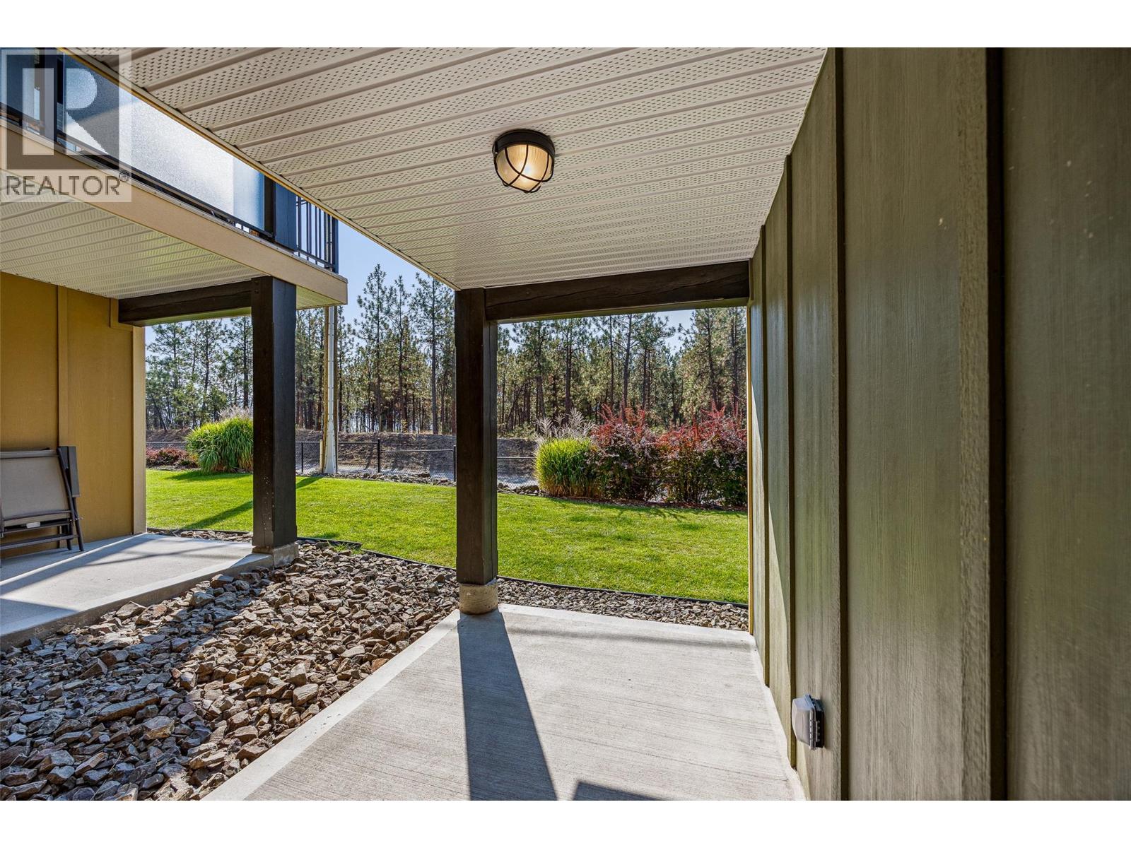  3464 Cougar Road, West Kelowna