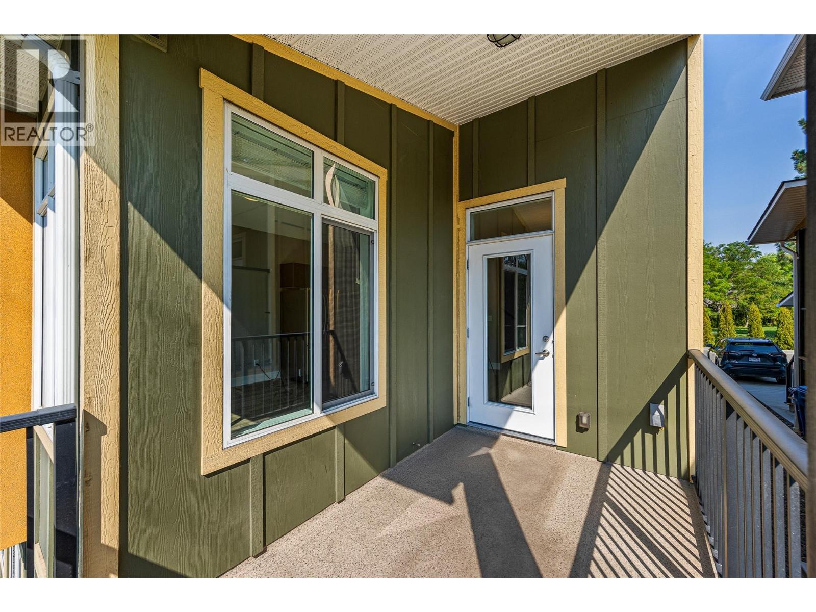  3464 Cougar Road, West Kelowna
