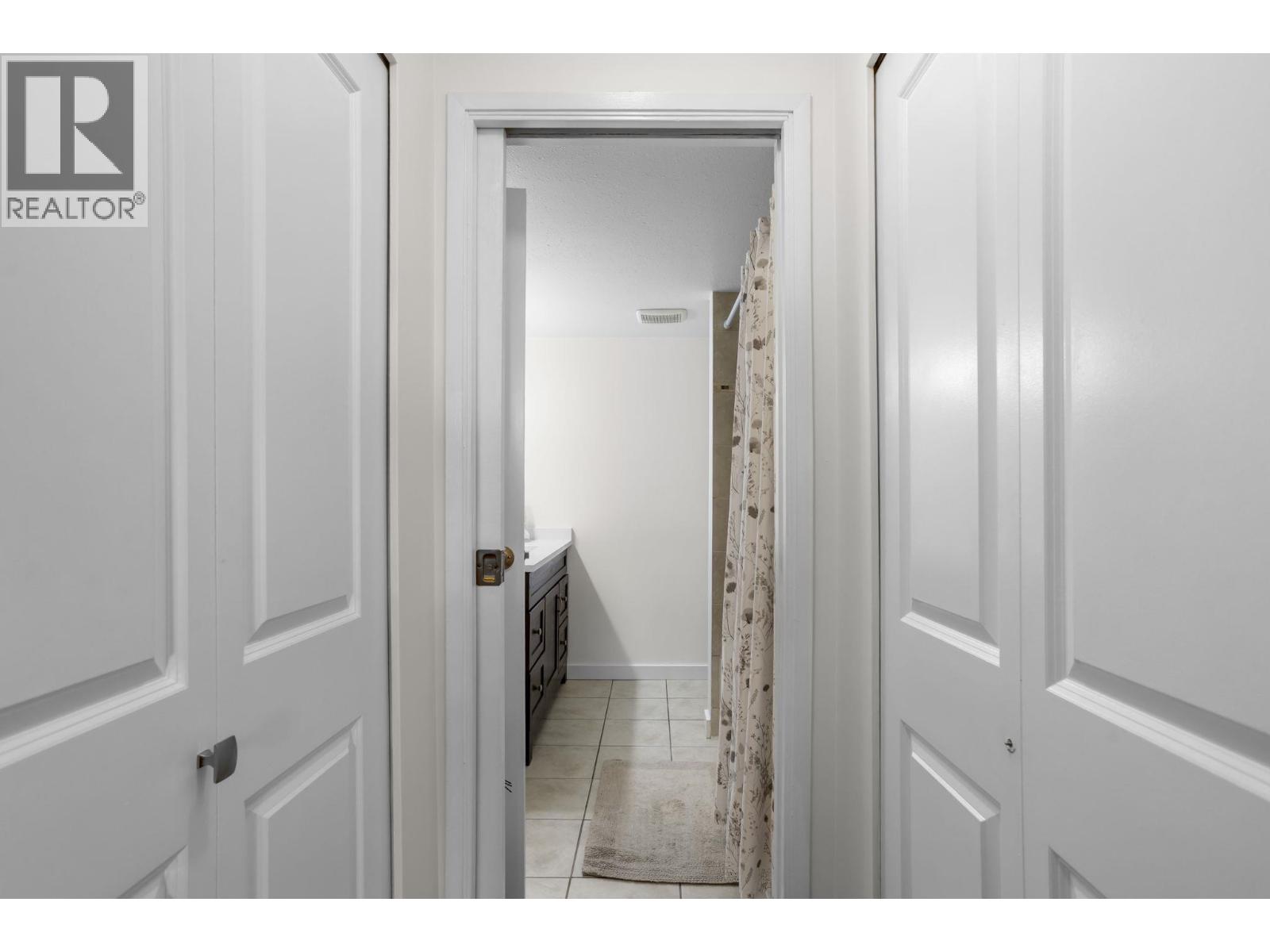 6 340 GINGER DRIVE, New Westminster