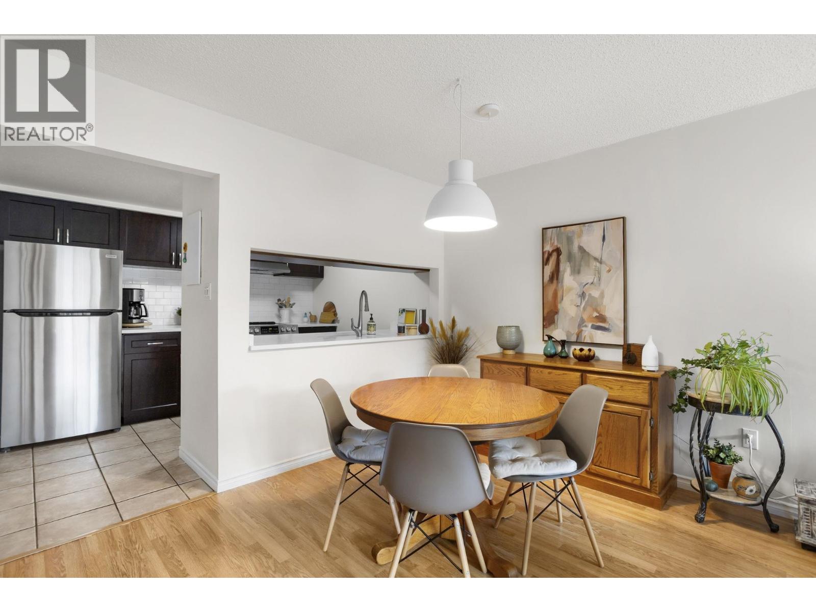 6 340 GINGER DRIVE, New Westminster