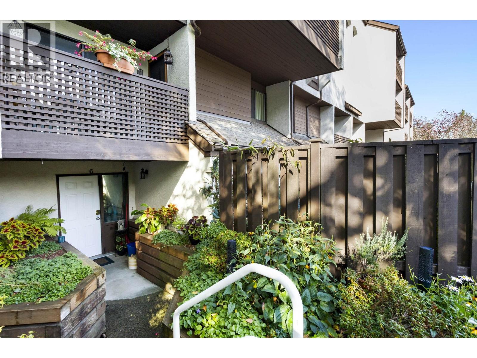 6 340 GINGER DRIVE, New Westminster