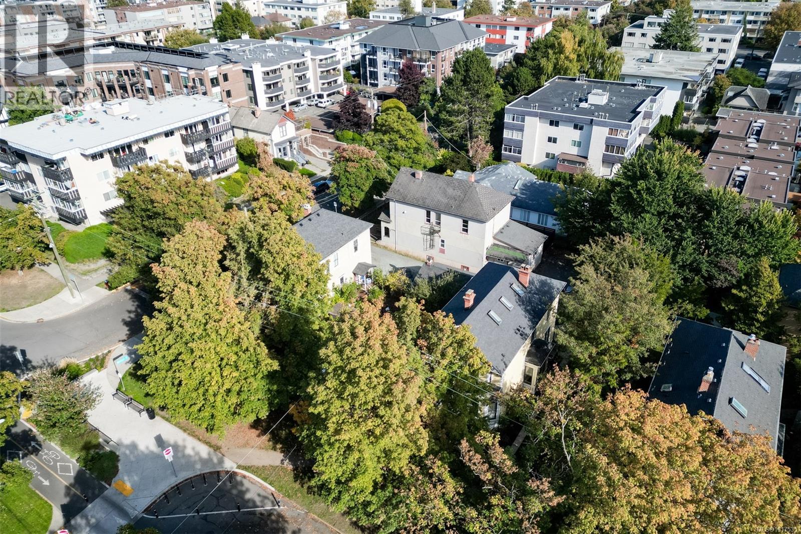  737 Vancouver Street, Victoria