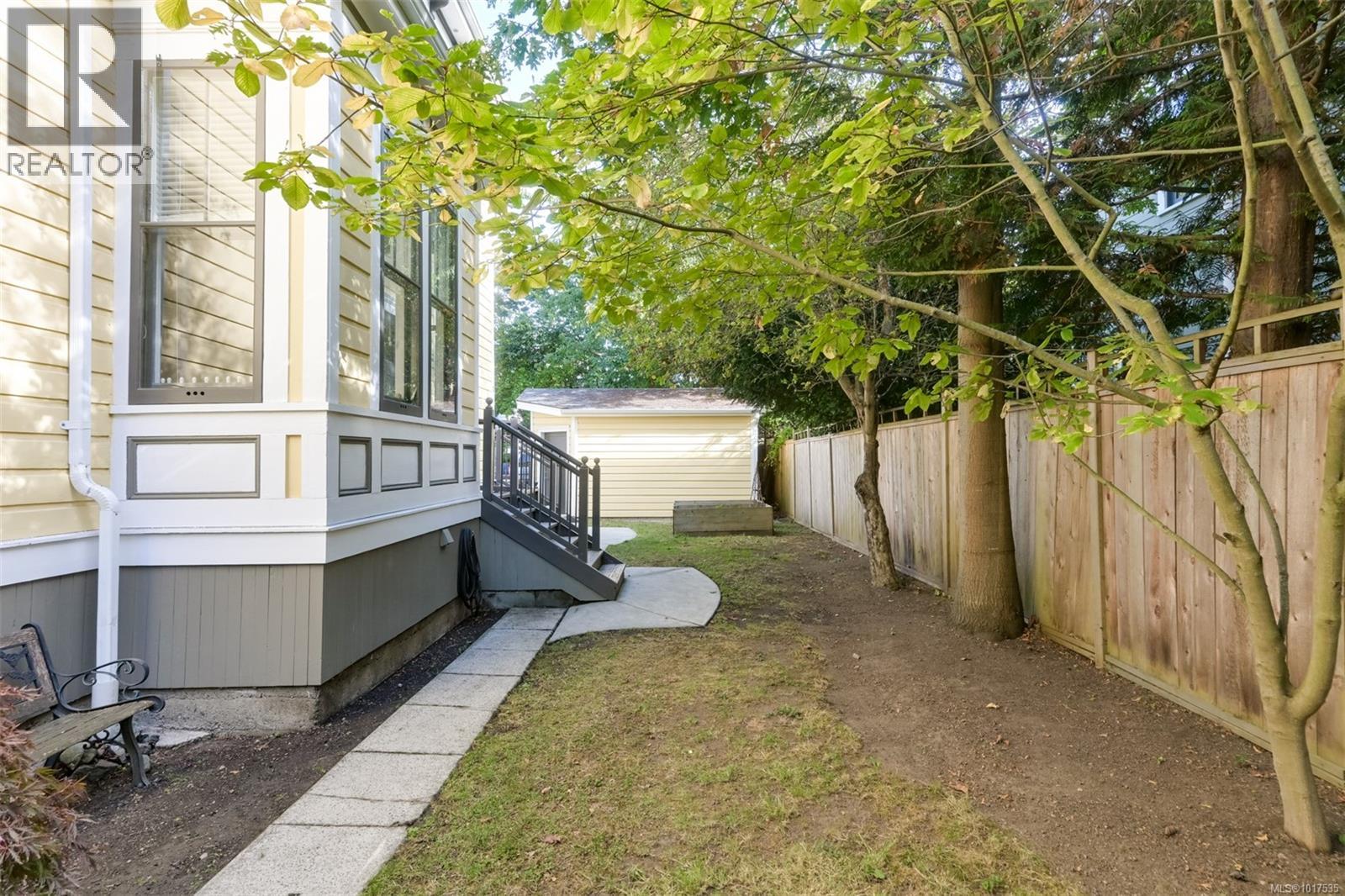  737 Vancouver Street, Victoria