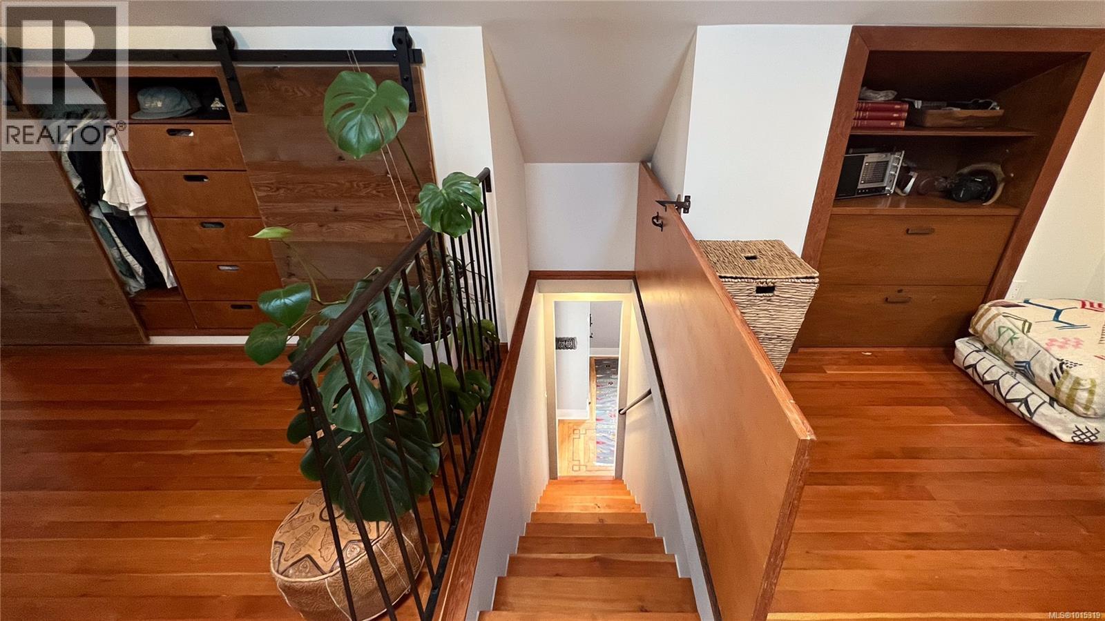  1024 Tolmie Avenue, Saanich