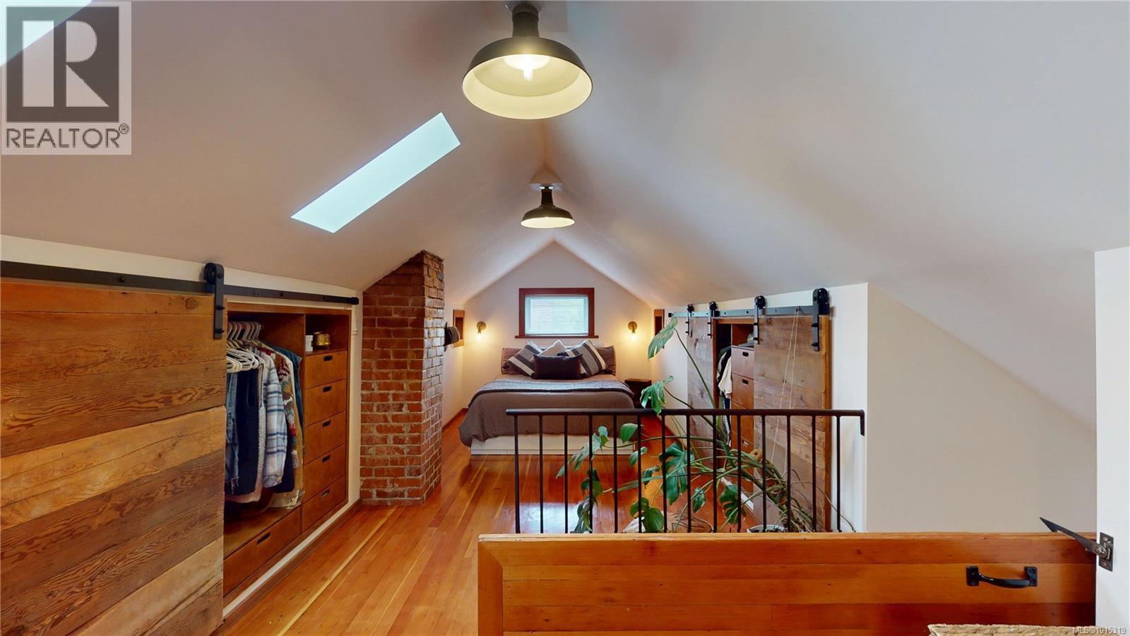  1024 Tolmie Avenue, Saanich