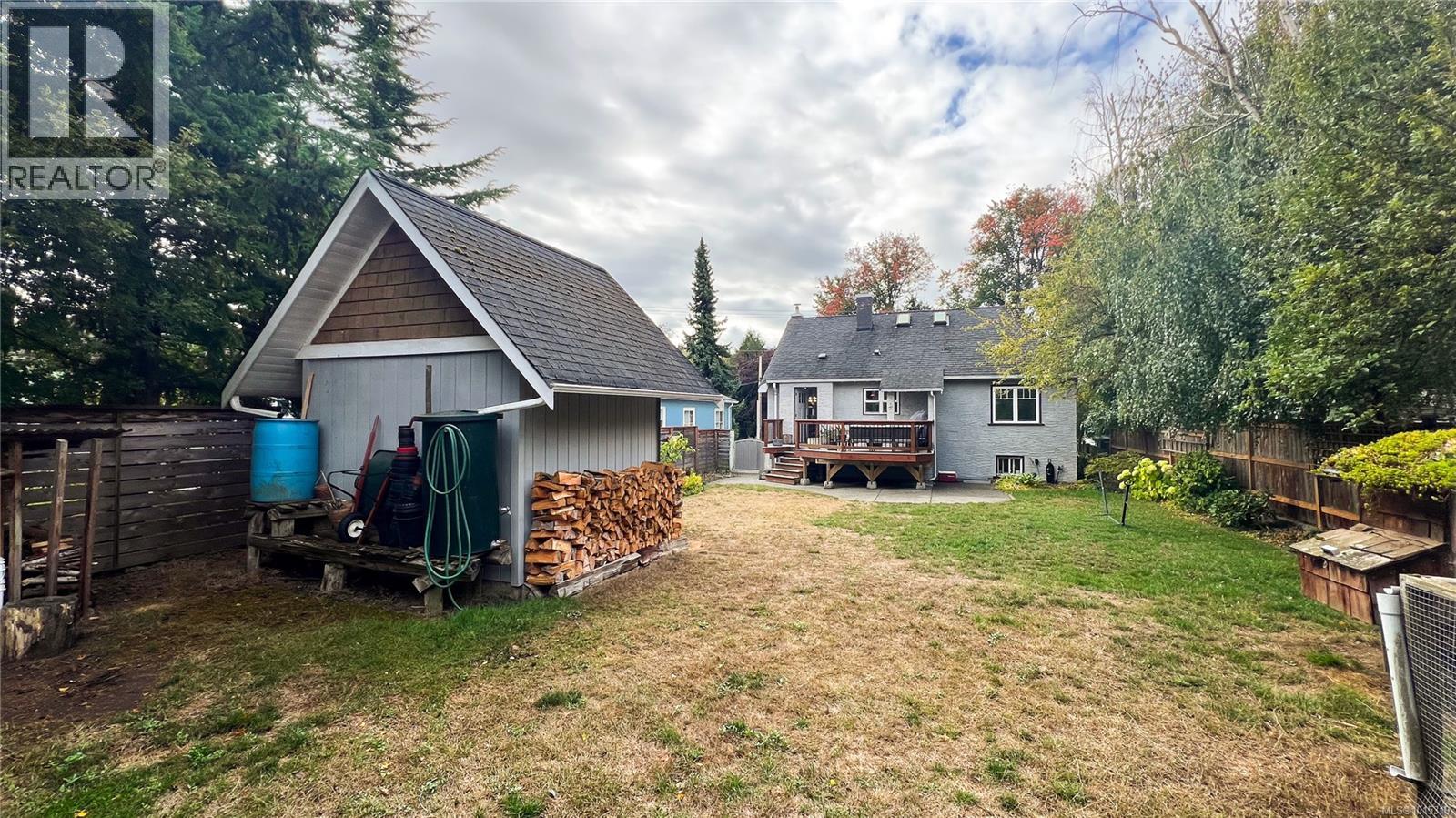  1024 Tolmie Avenue, Saanich