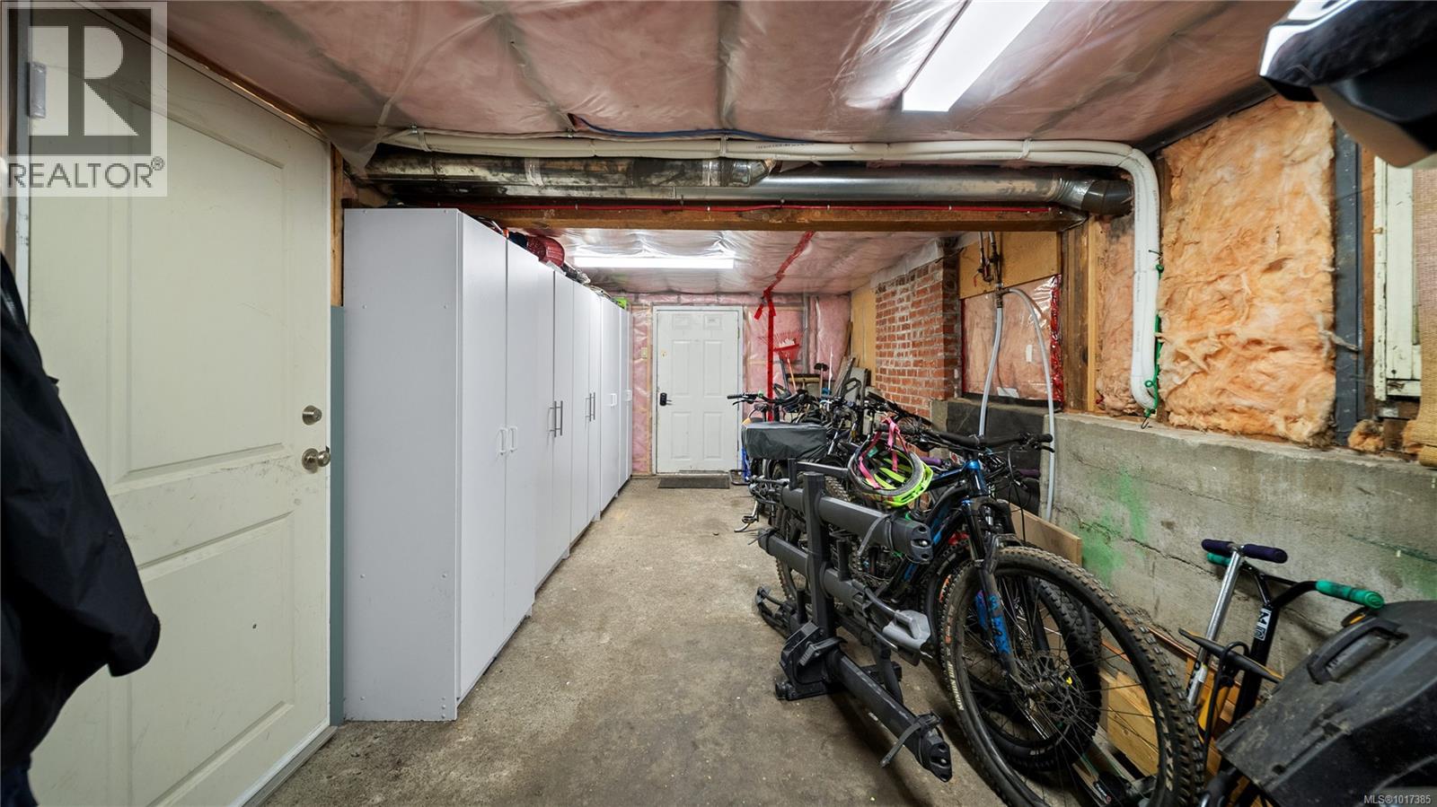  1102 Vista Heights, Victoria
