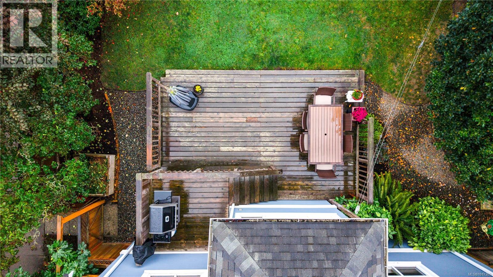  1102 Vista Heights, Victoria