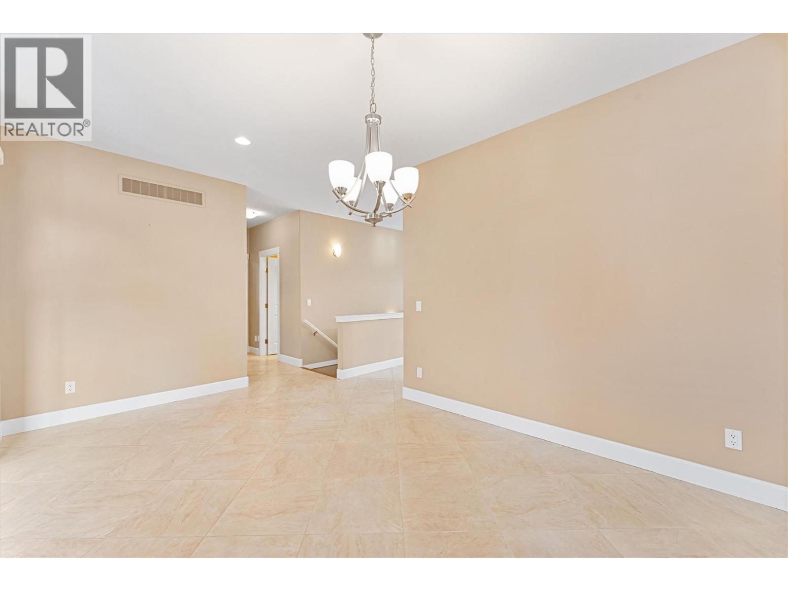 286 4035 Gellatly Road, West Kelowna