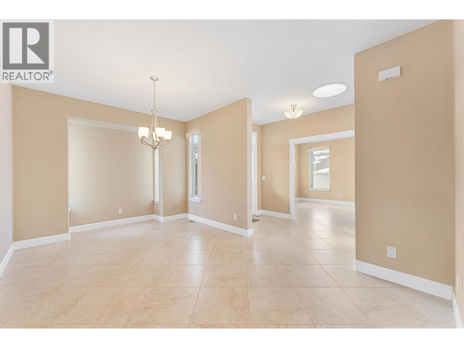 286 4035 Gellatly Road, West Kelowna