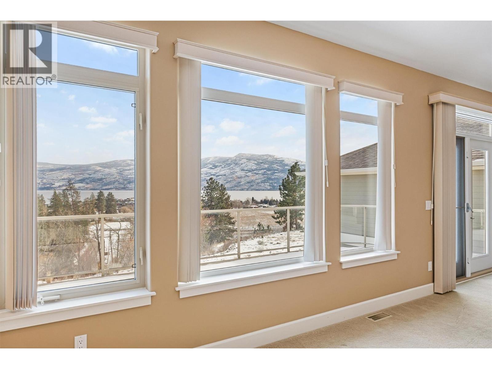 286 4035 Gellatly Road, West Kelowna