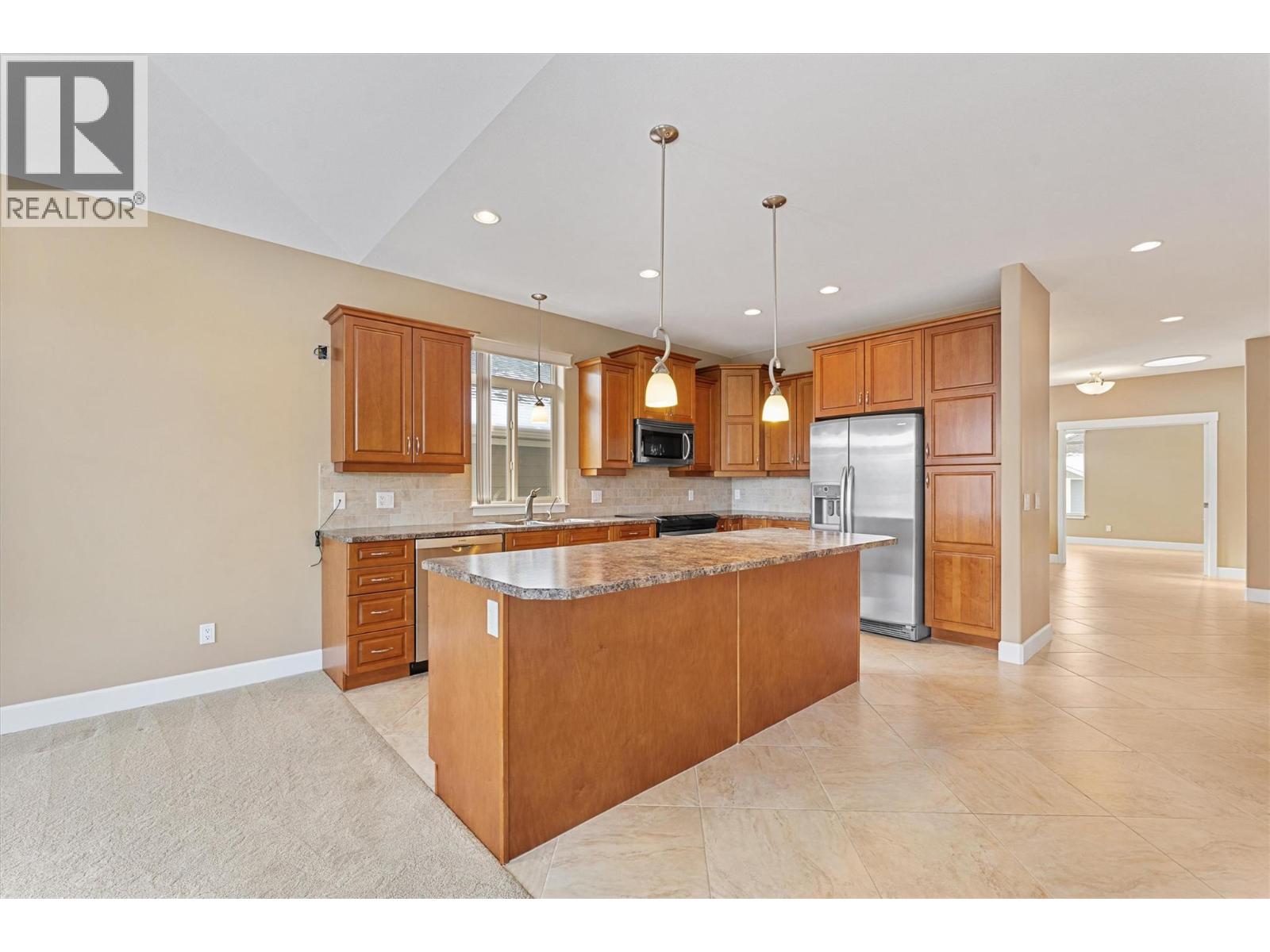 286 4035 Gellatly Road, West Kelowna
