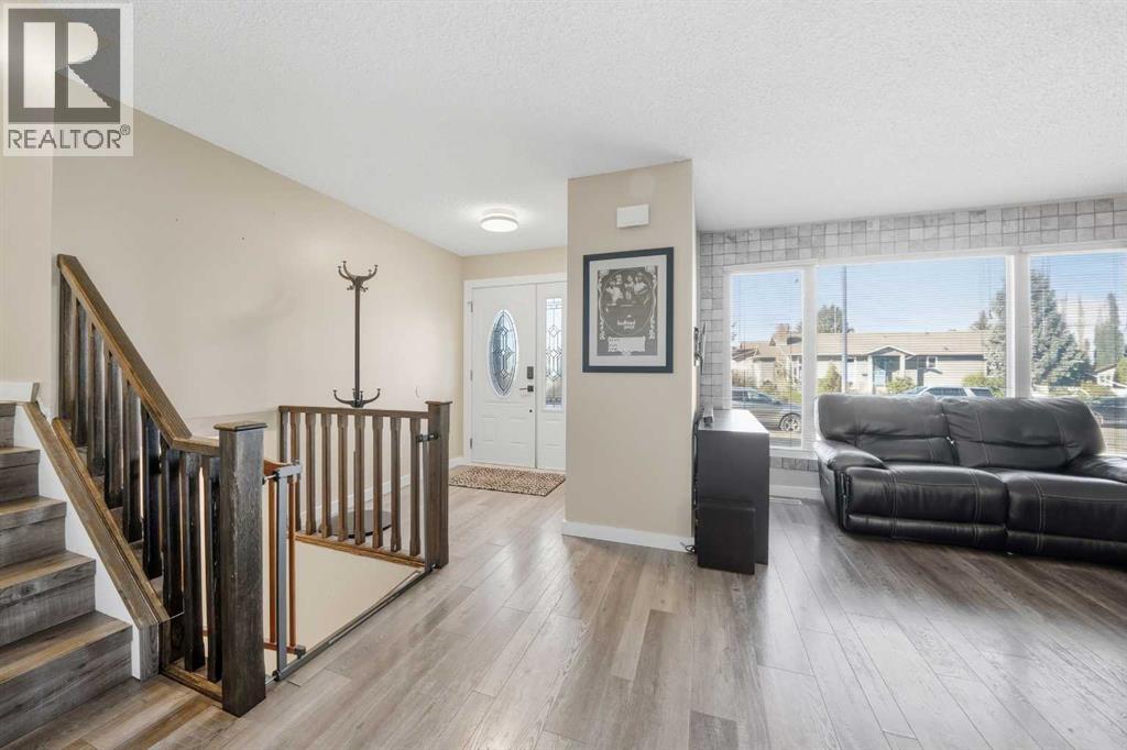 21 Cunningham Crescent, Red Deer