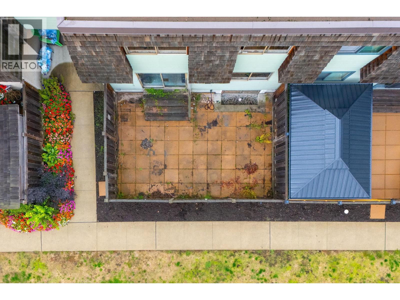 1122 PREMIER STREET, North Vancouver