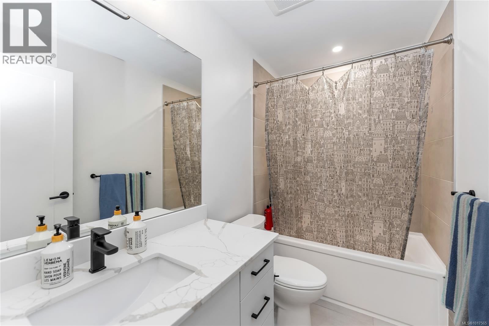 66 255 Caspian Drive, Colwood