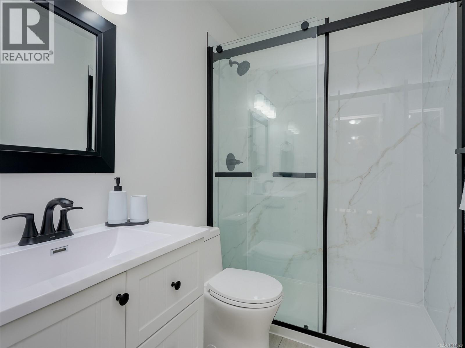 30 901 Kentwood Lane, Saanich