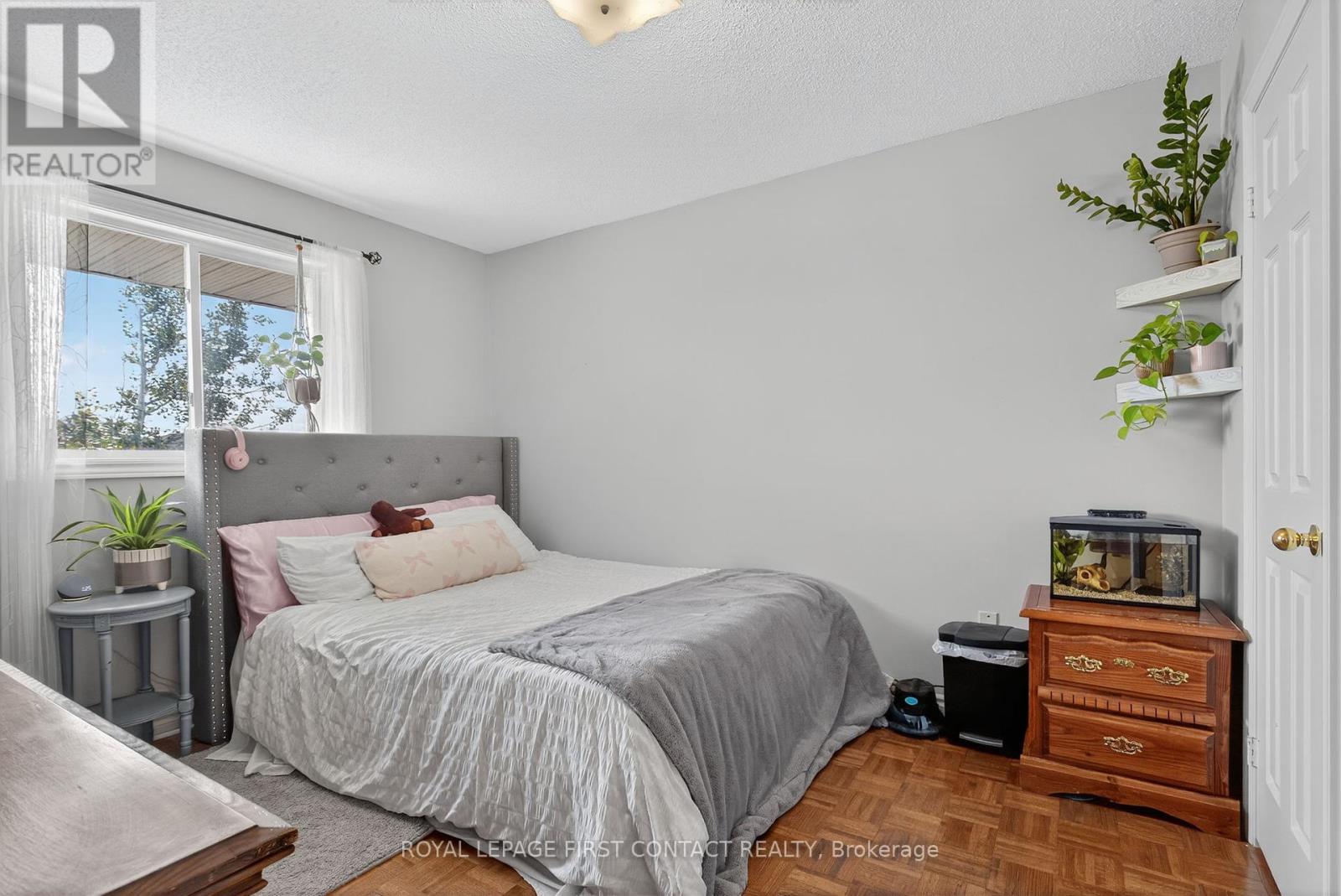 Single Family House for Sale in  NORTHVIEW CRESCENT Barrie (Northwest) 