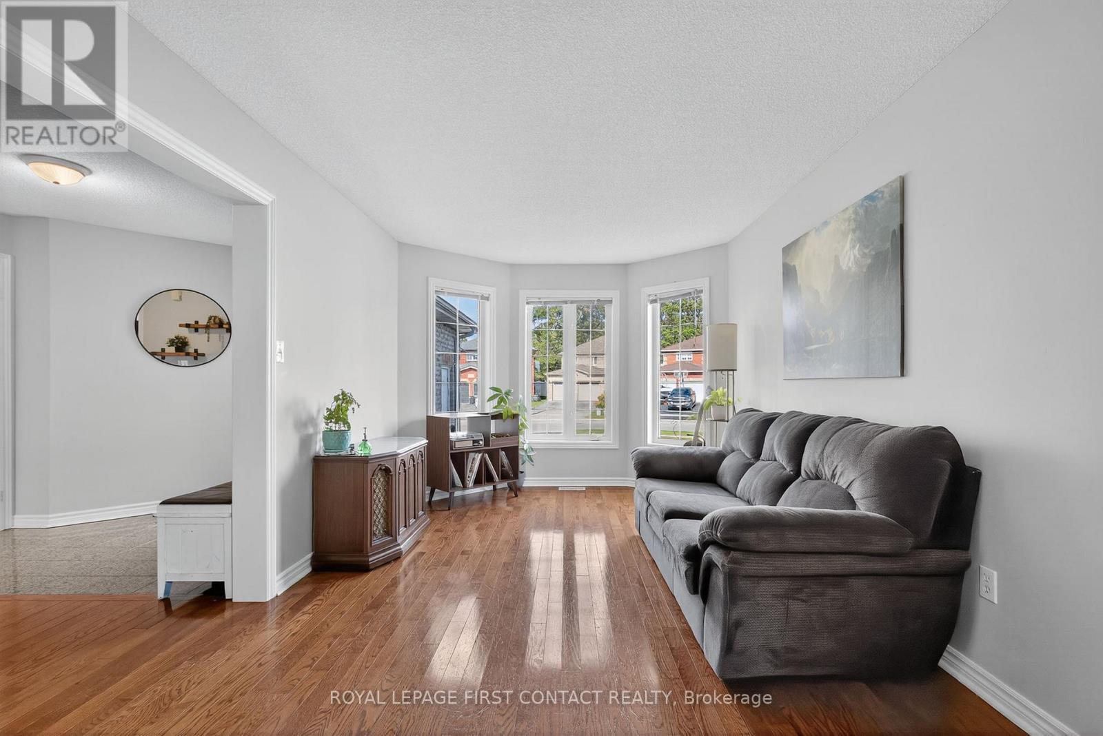 Single Family House for Sale in  NORTHVIEW CRESCENT Barrie (Northwest) 