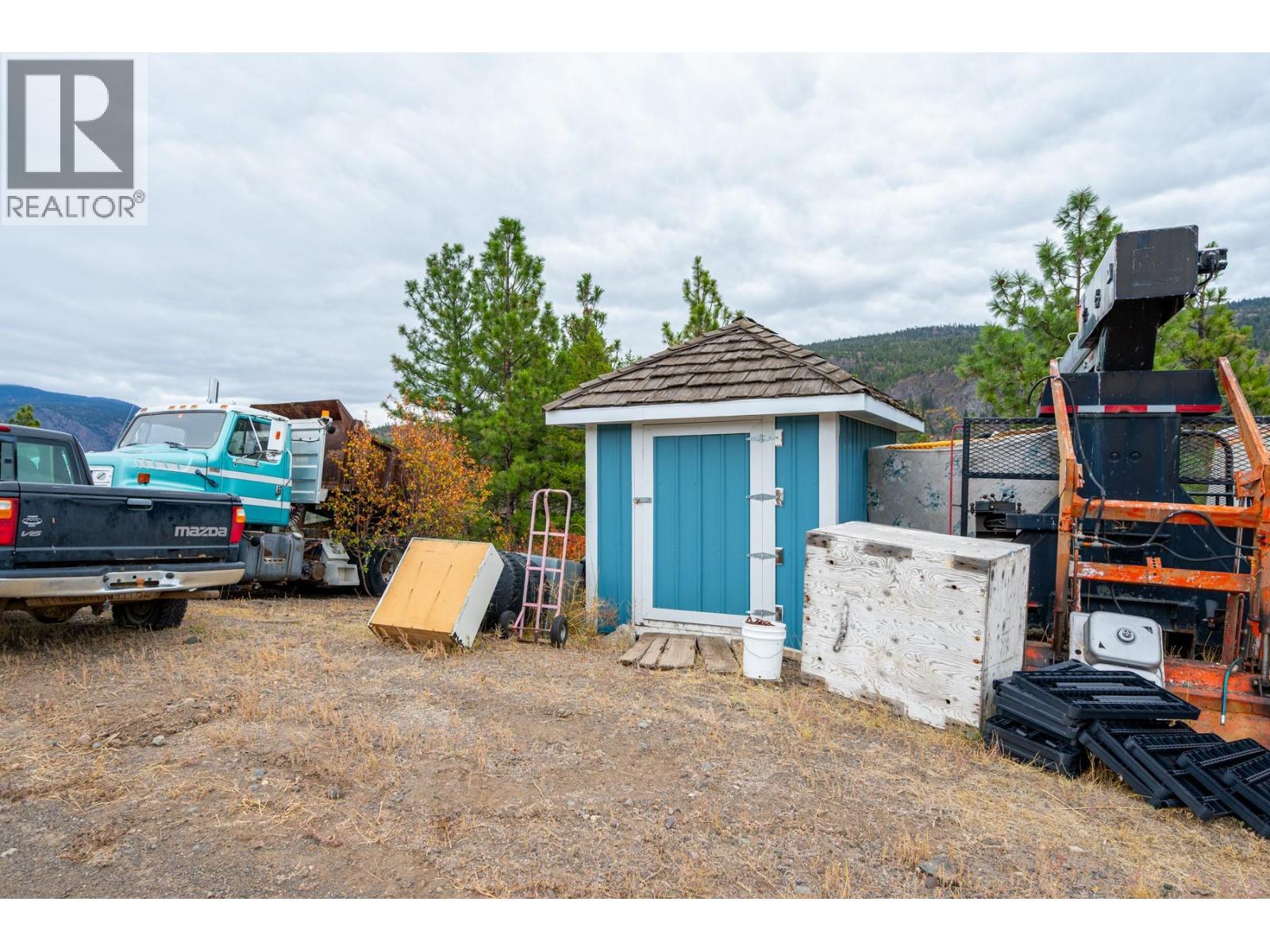  3816 Petit Creek Road, Merritt