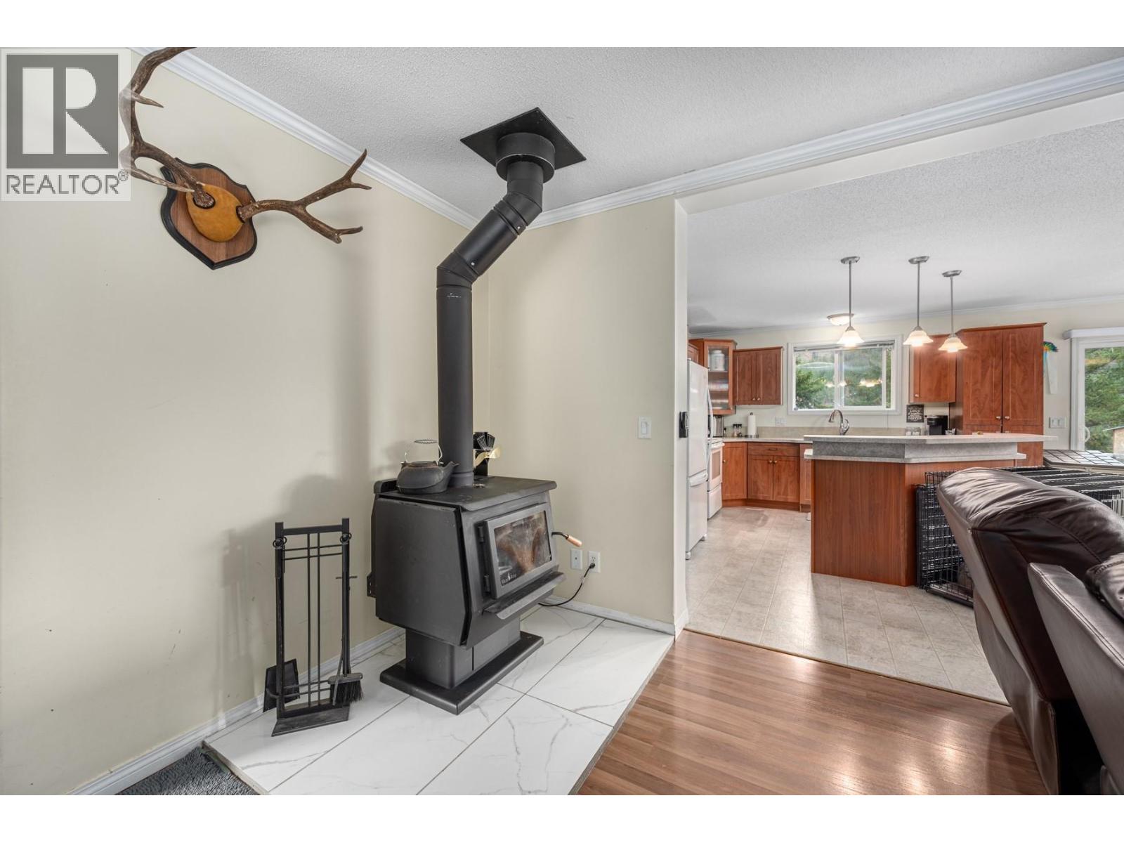  3816 Petit Creek Road, Merritt