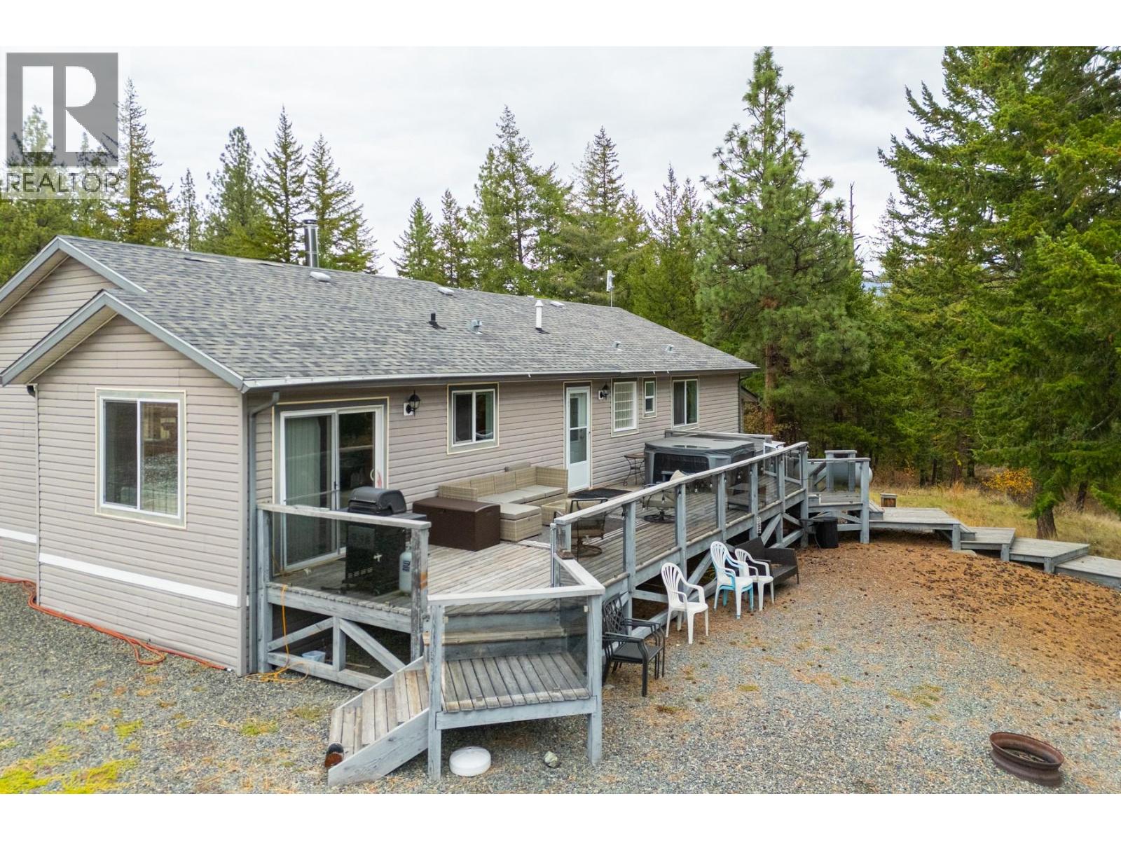  3816 Petit Creek Road, Merritt