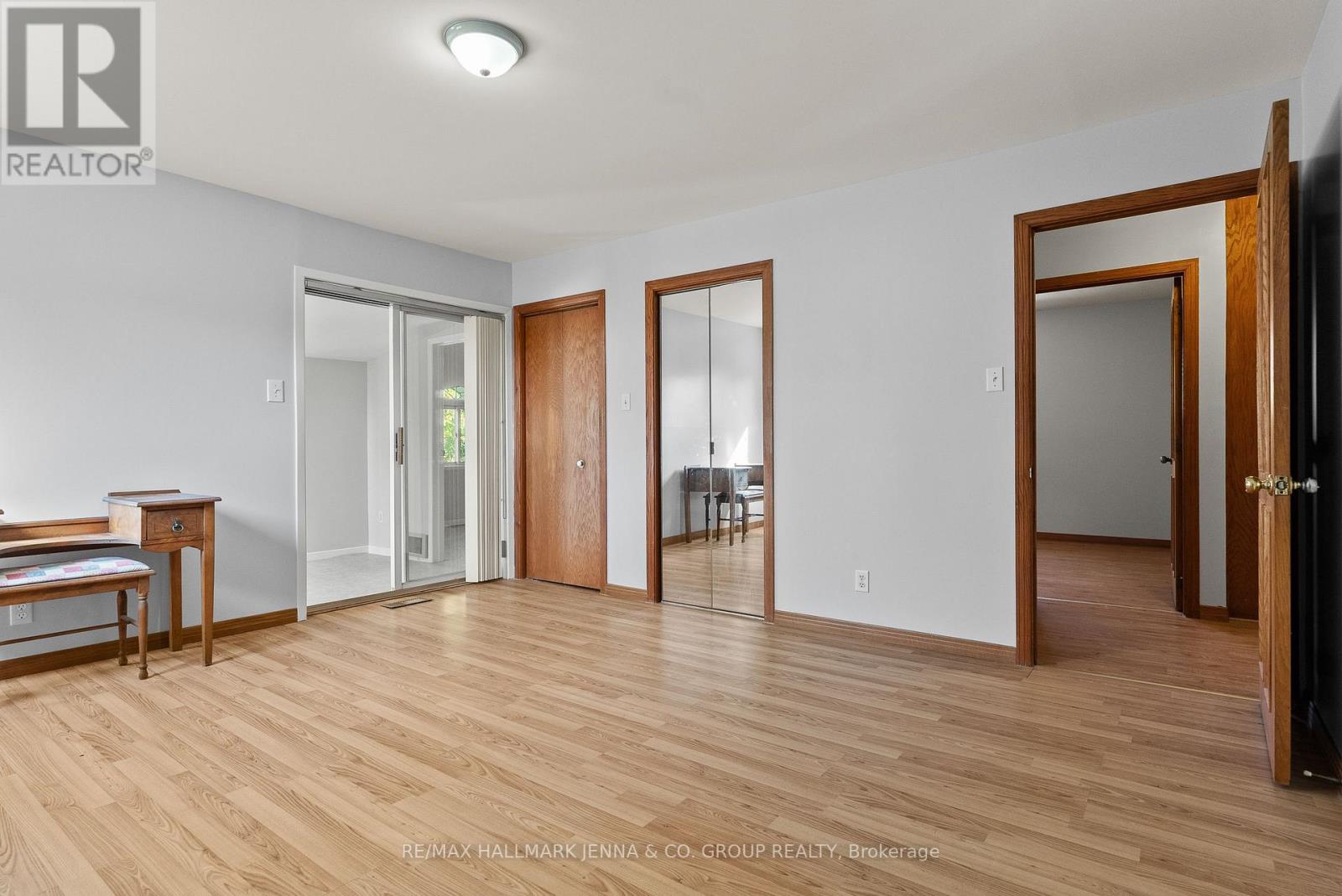 2928 SEGUIN ROAD - 26