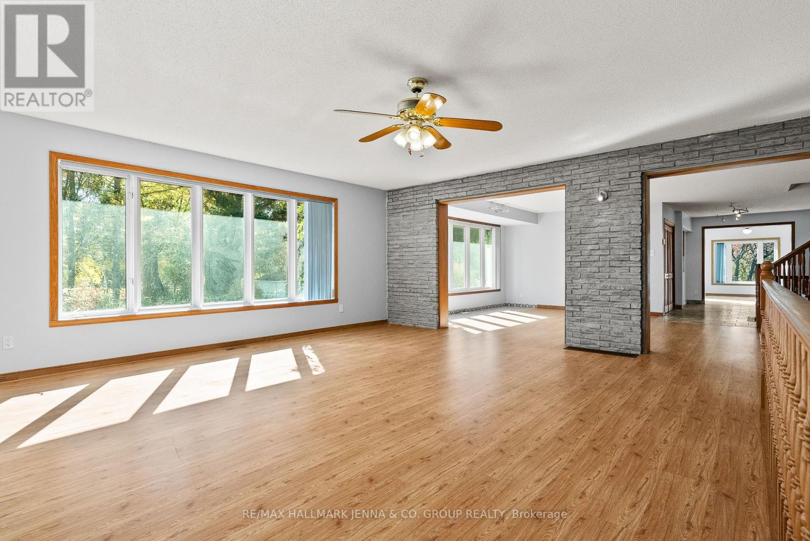 2928 SEGUIN ROAD - 4