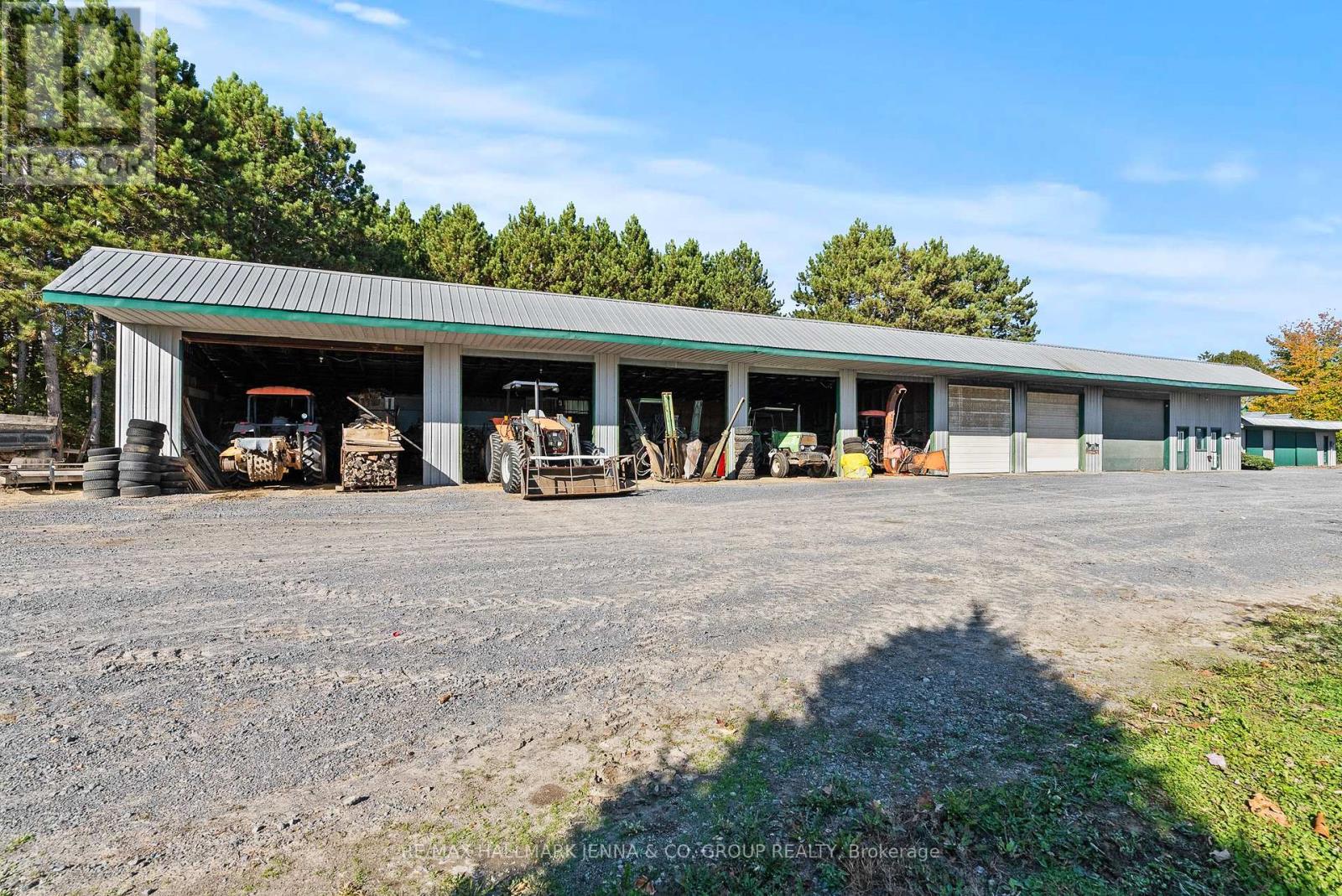 2928 SEGUIN ROAD - 41