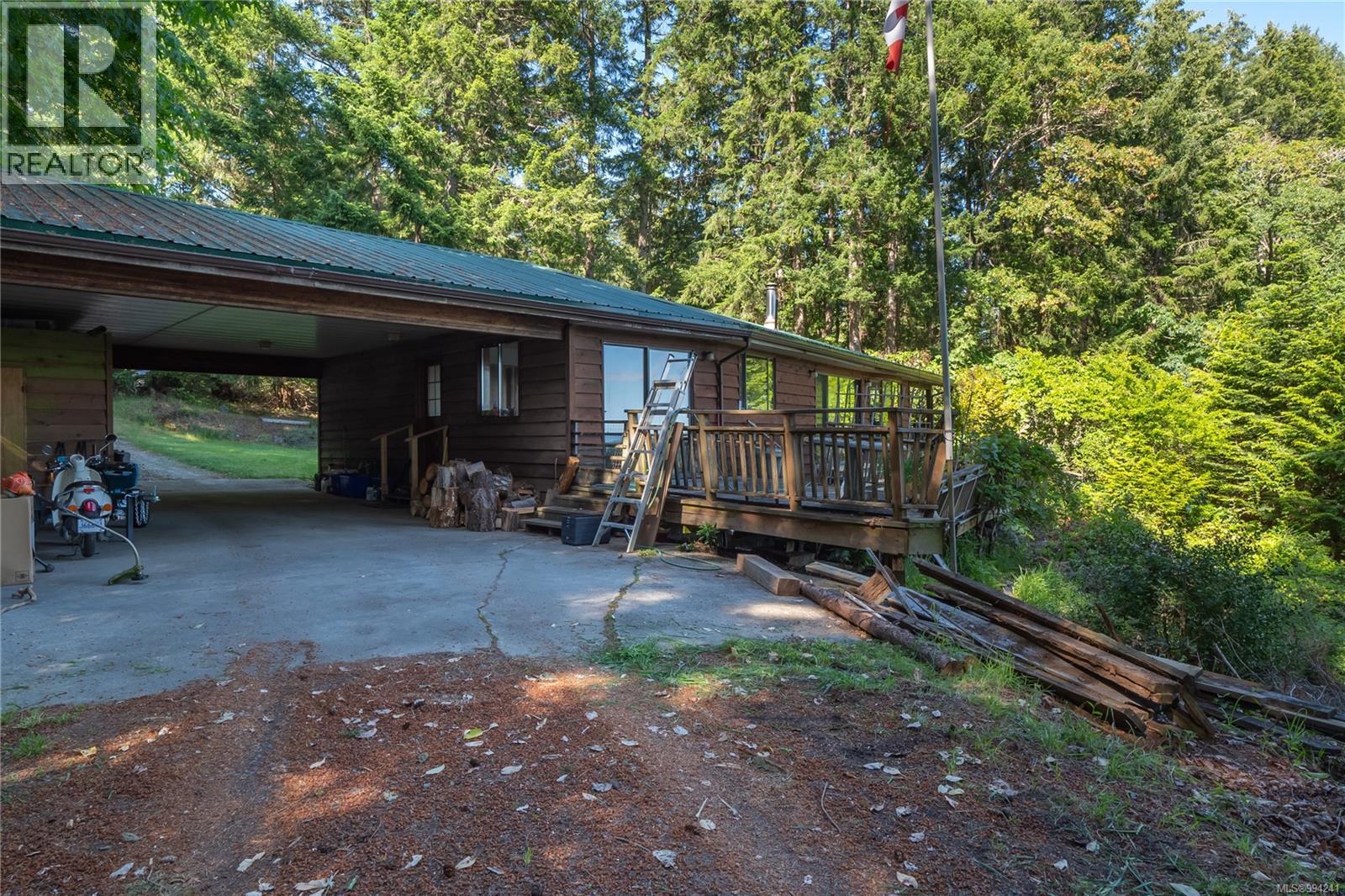 909 South Rd, Gabriola Island