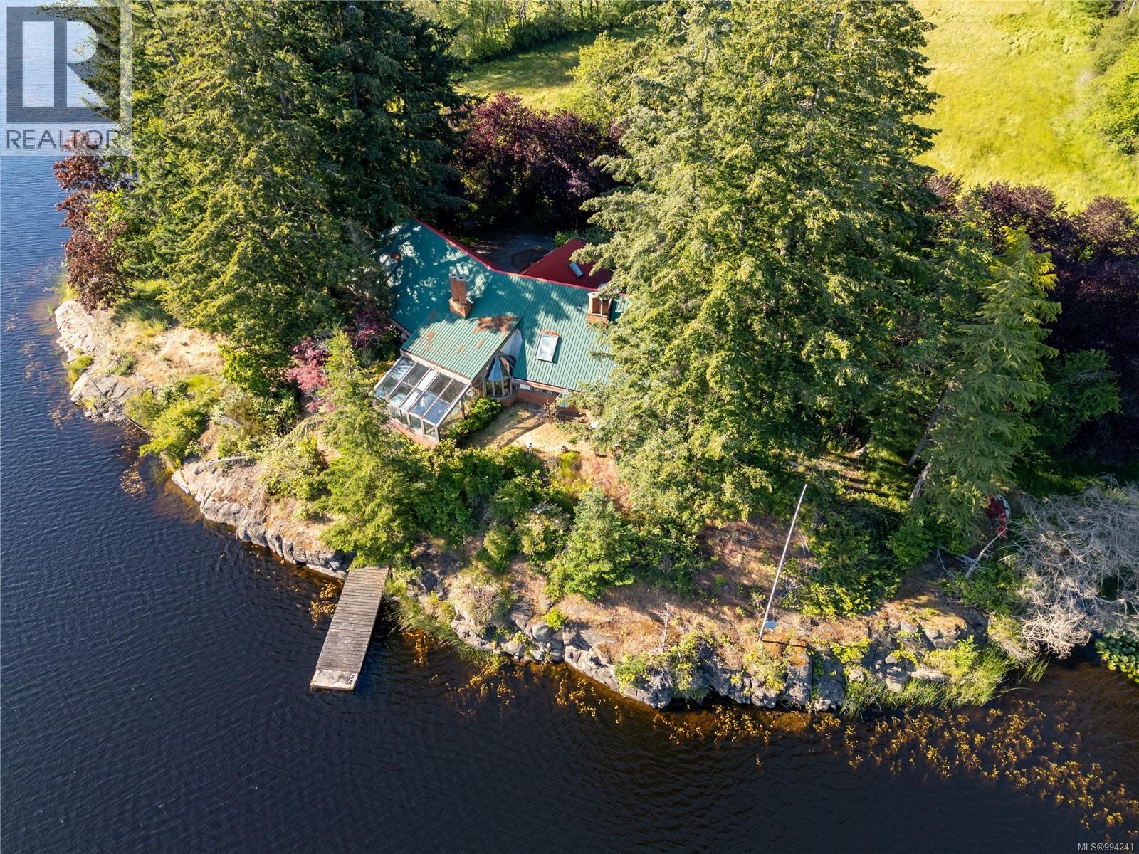 909 South Rd, Gabriola Island