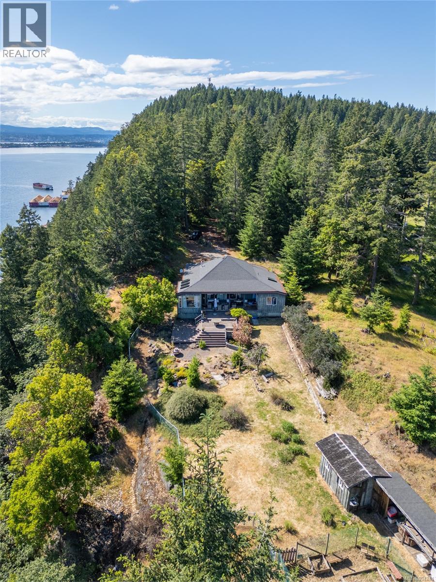 909 South Rd, Gabriola Island