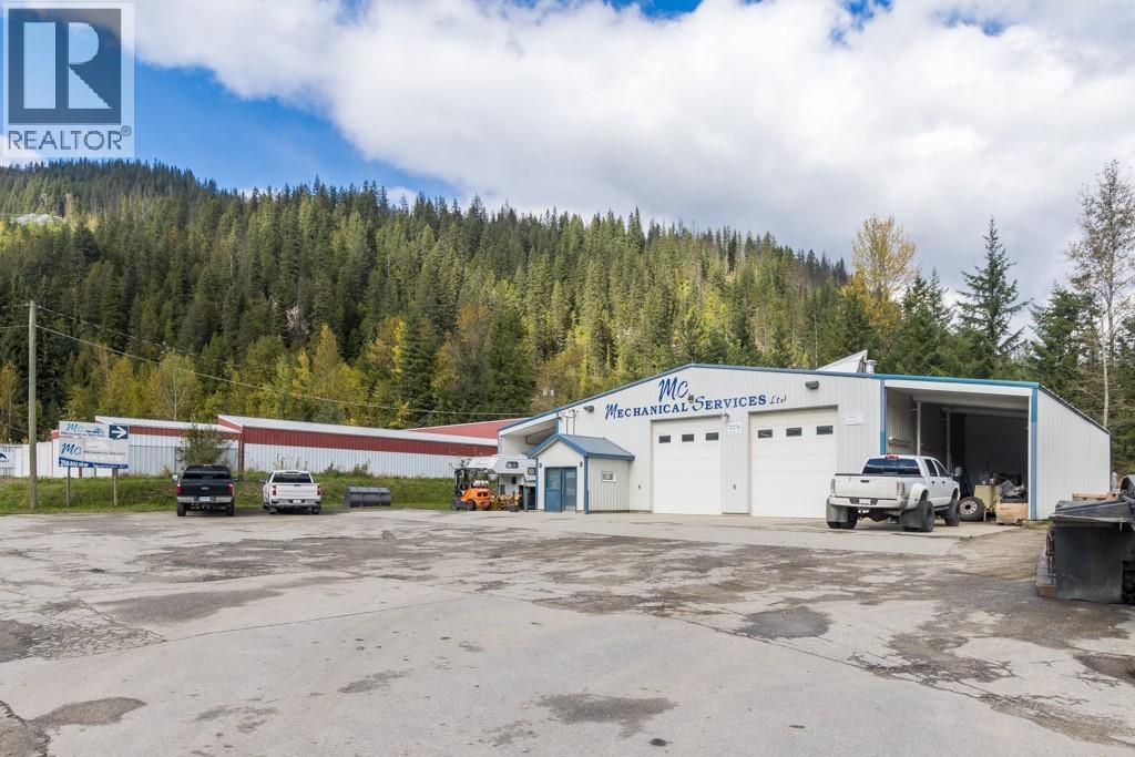  2376 Boulder Road, Revelstoke