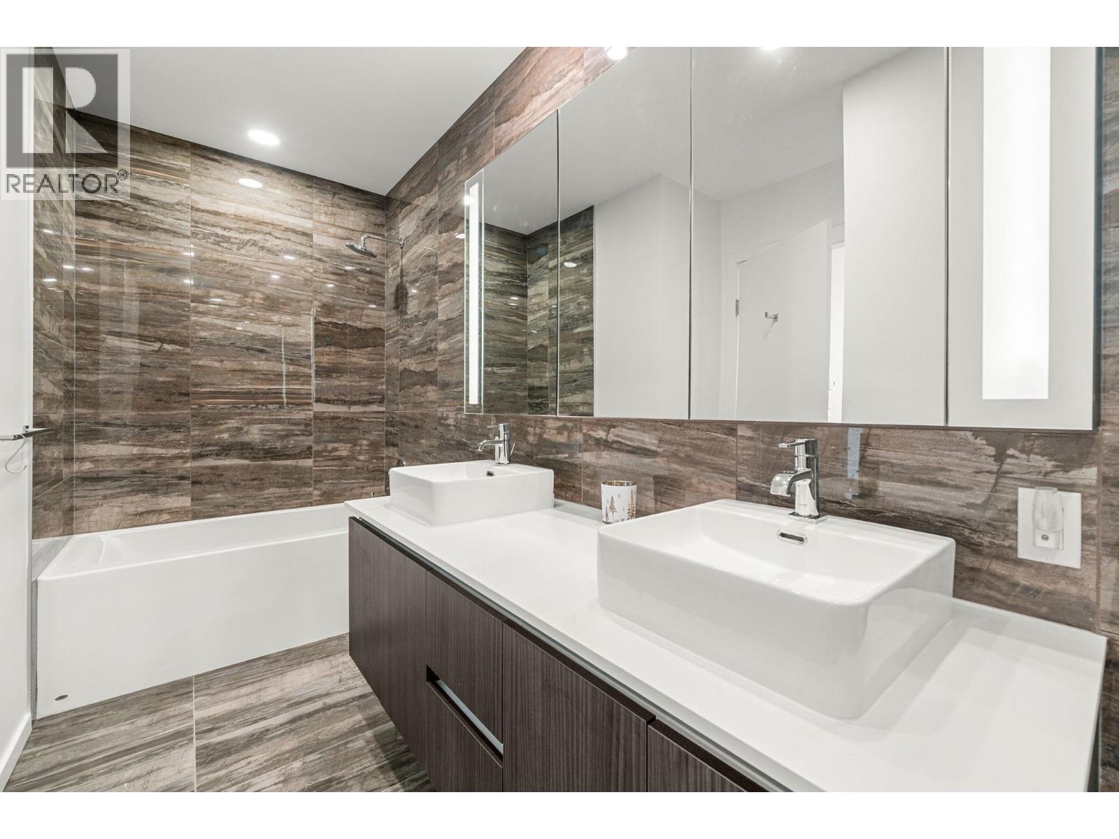 4602 1888 GILMORE AVENUE, Burnaby