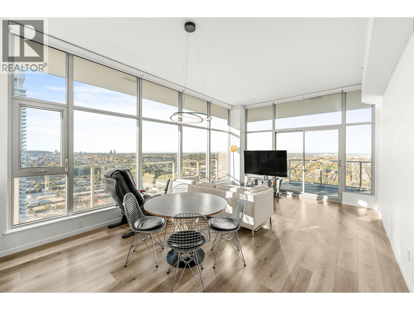 4602 1888 GILMORE AVENUE, Burnaby