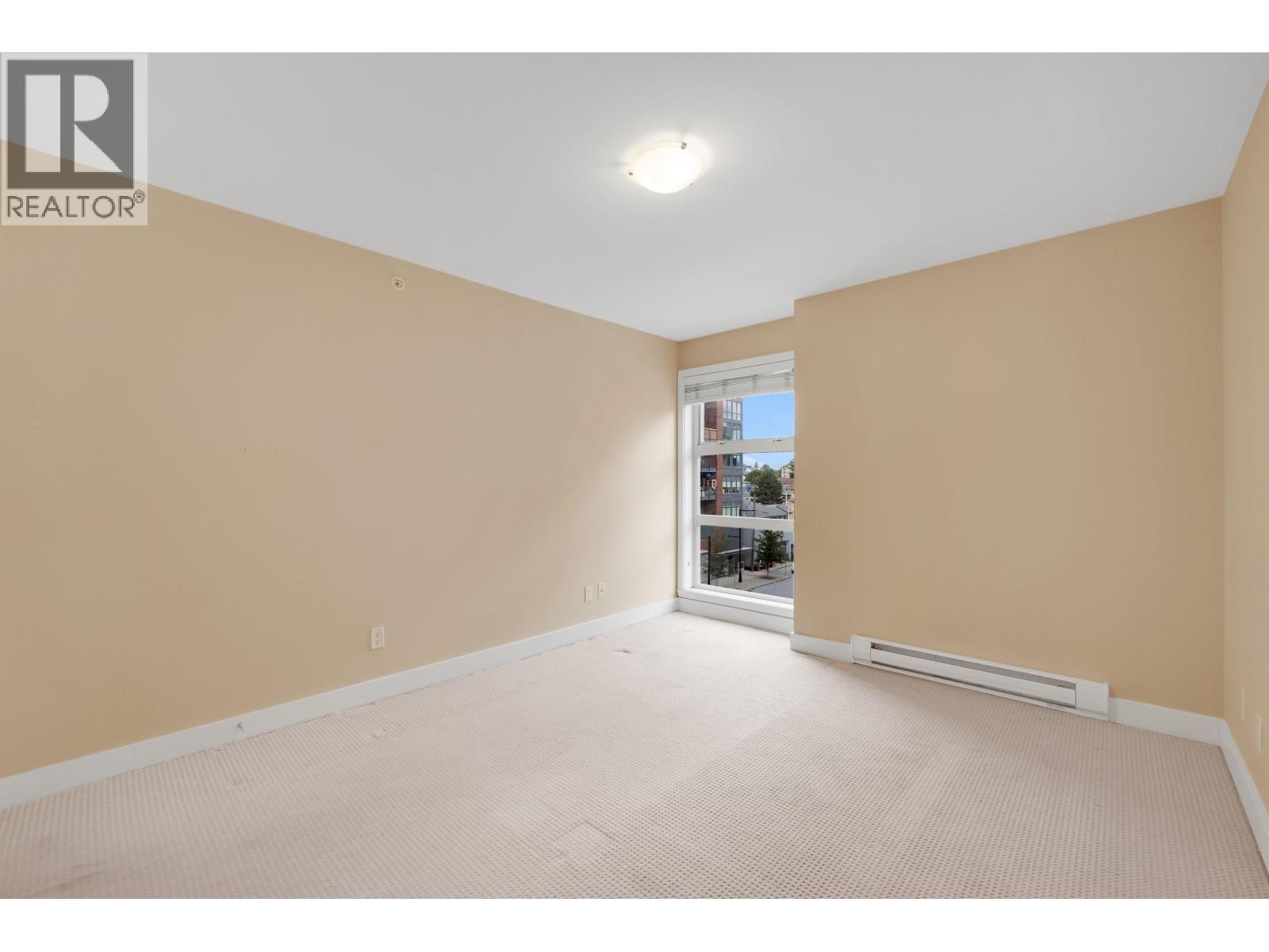 403 1310 VICTORIA STREET, Squamish