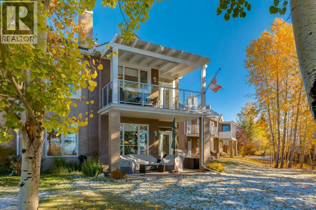 Single Family House for Sale in  Royal Manor NW Royal Oak Calgary 