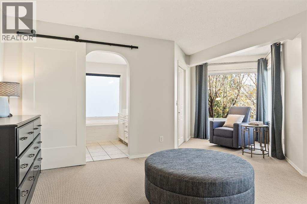 Single Family House for Sale in  Sierra Nevada Place SW Signal Hill Calgary 