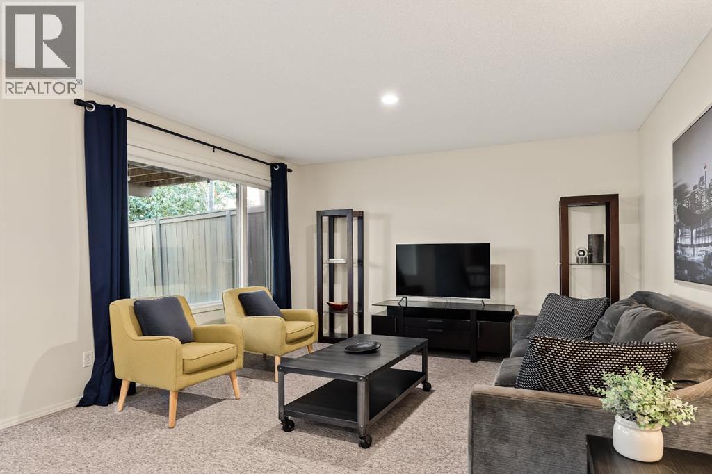 Single Family House for Sale in  Sierra Nevada Place SW Signal Hill Calgary 