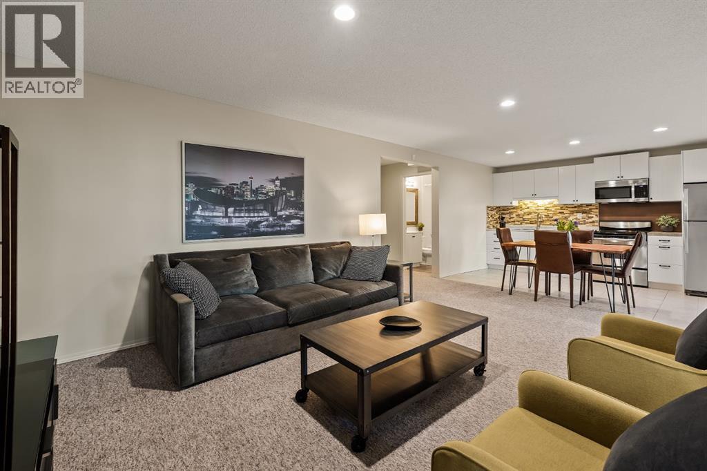Single Family House for Sale in  Sierra Nevada Place SW Signal Hill Calgary 