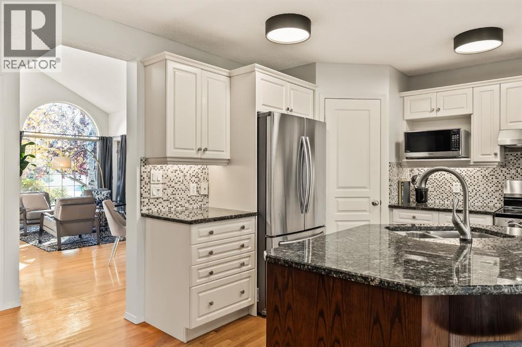 Single Family House for Sale in  Sierra Nevada Place SW Signal Hill Calgary 