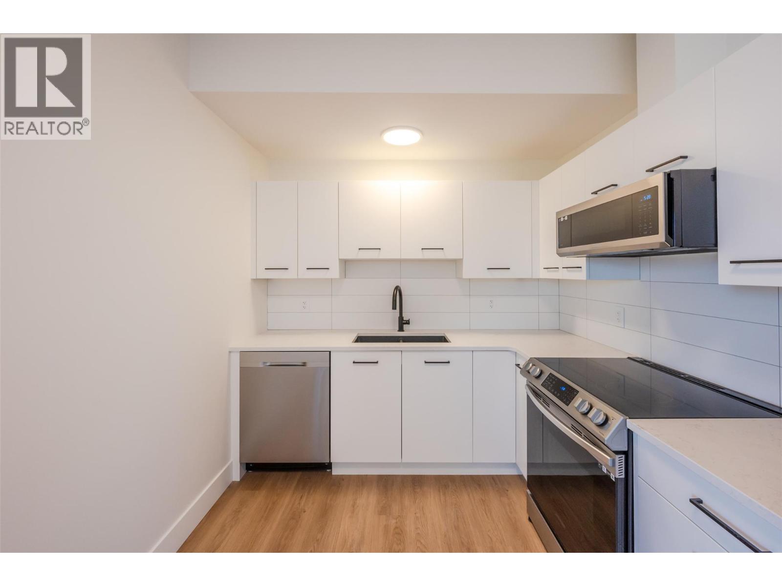 1075 Elk Street, Penticton