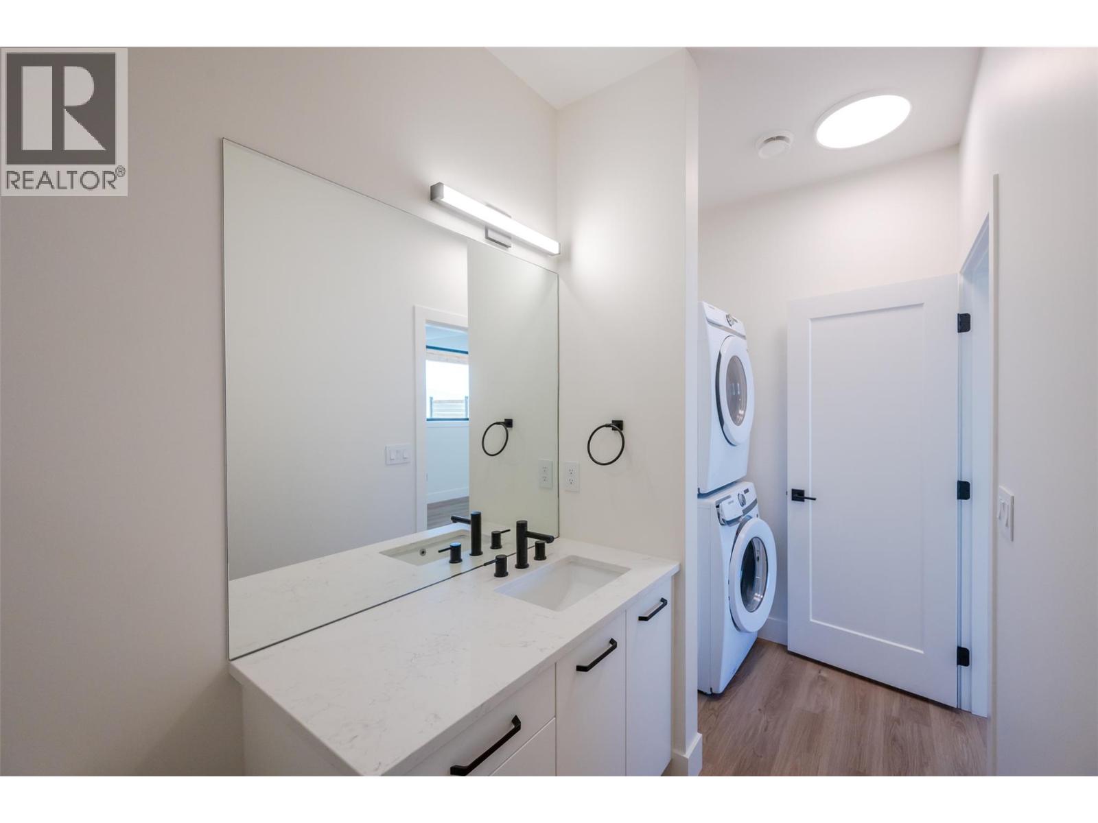 1075 Elk Street, Penticton