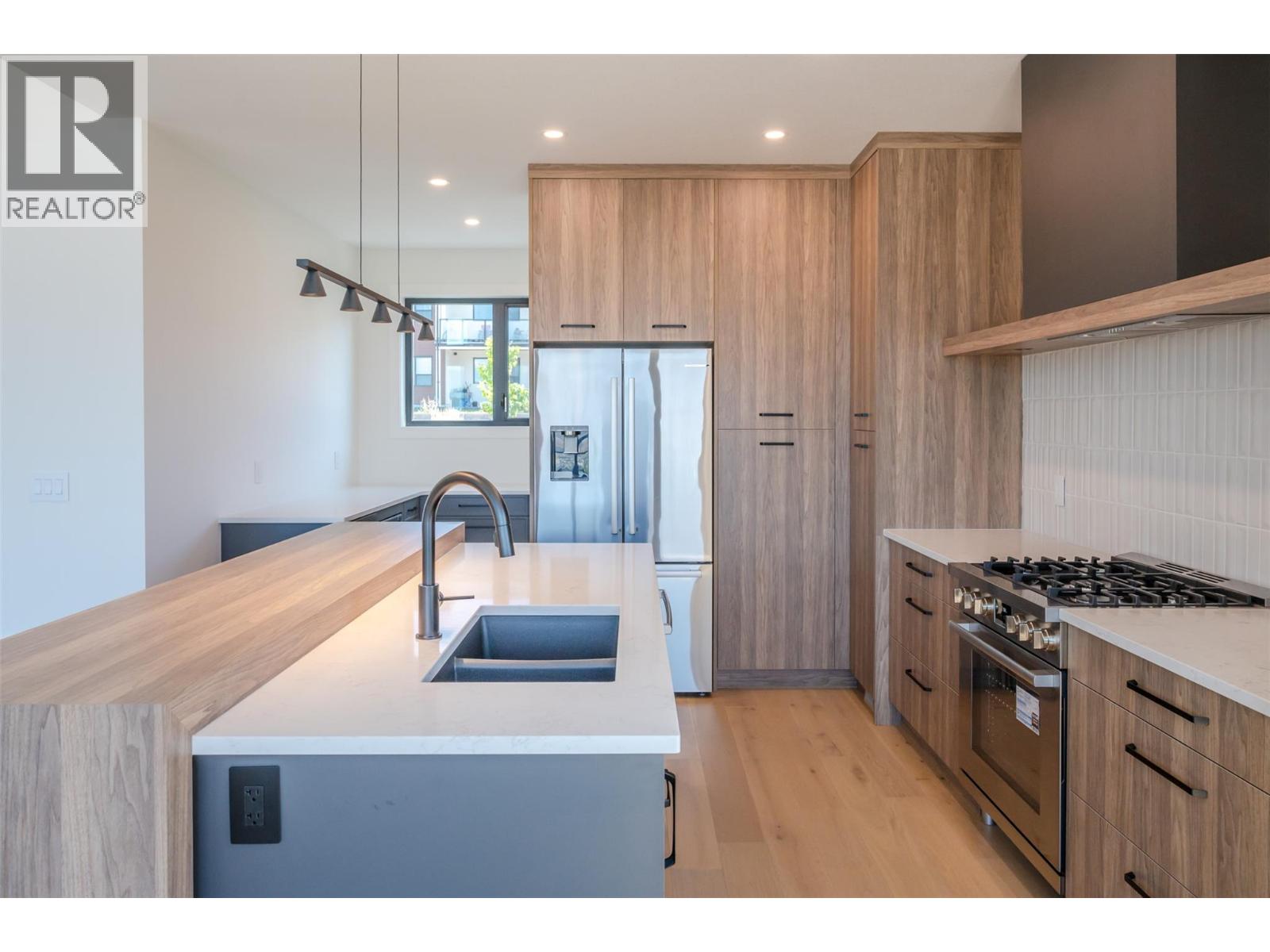 1075 Elk Street, Penticton