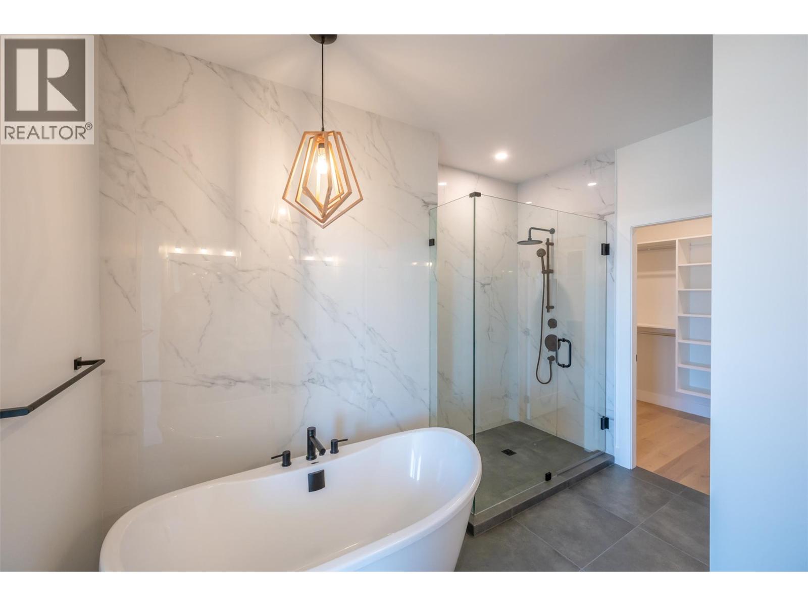 1075 Elk Street, Penticton