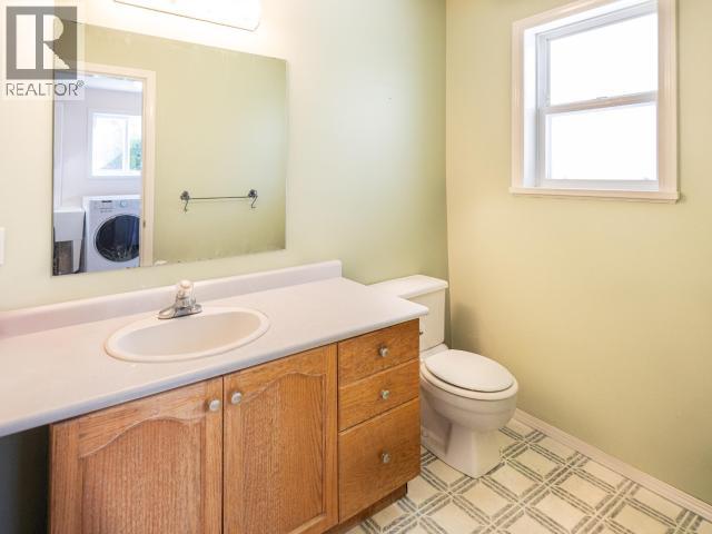 A-5399 MANSON AVE, Powell River