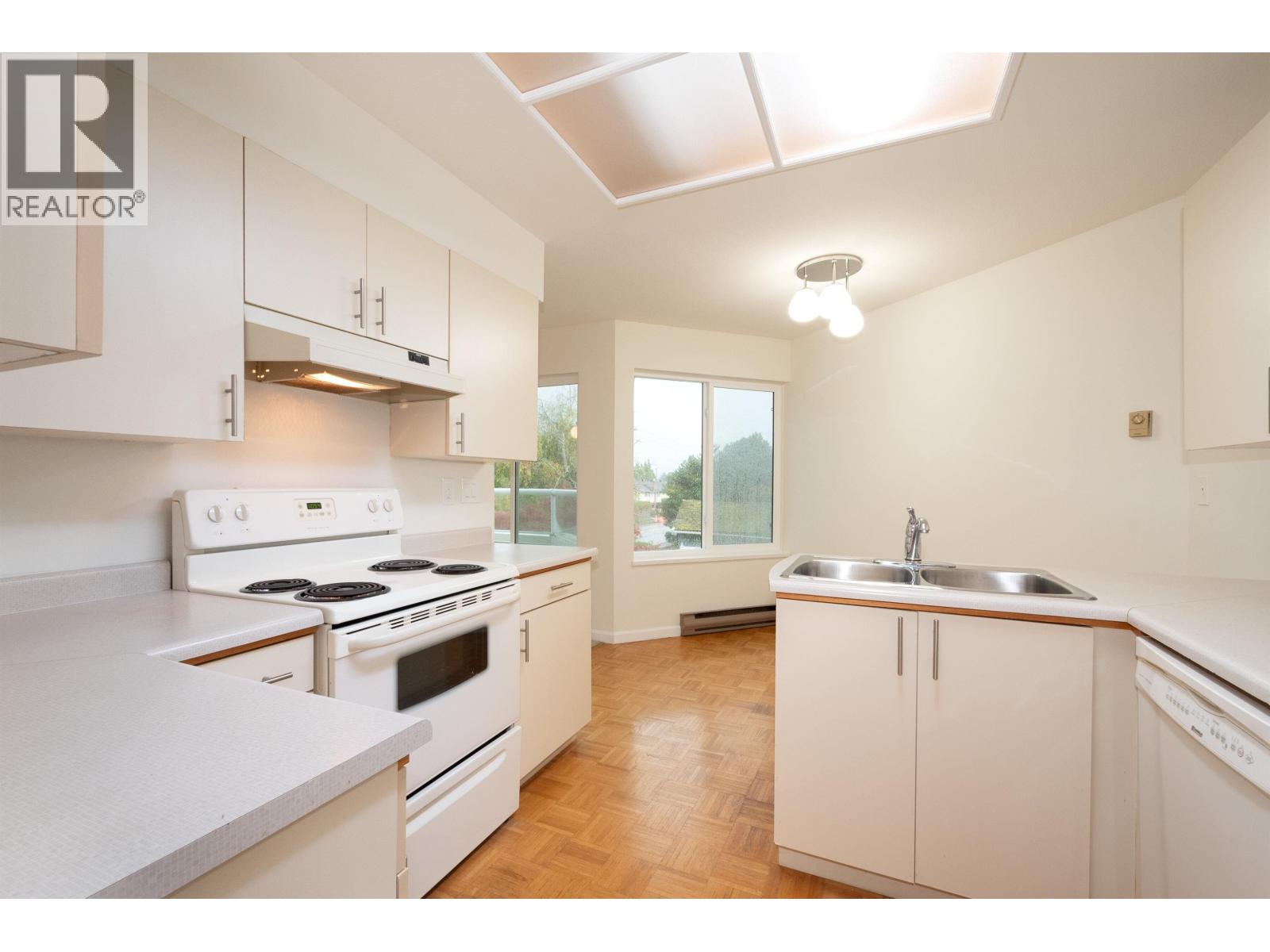 #203-7600 FRANCIS Road, Richmond